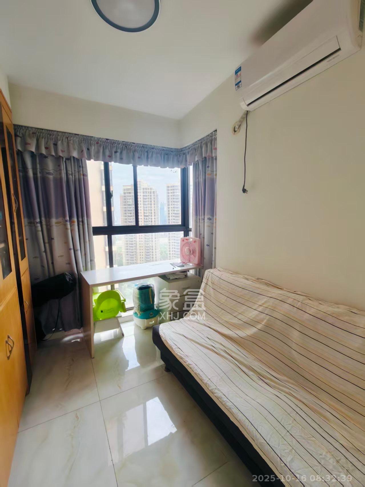 海洋半岛(月珑湾) 3室2厅1卫 2400.0元/月 海洋半岛(月珑湾) 3室2厅1卫 2400.0元/月室内图