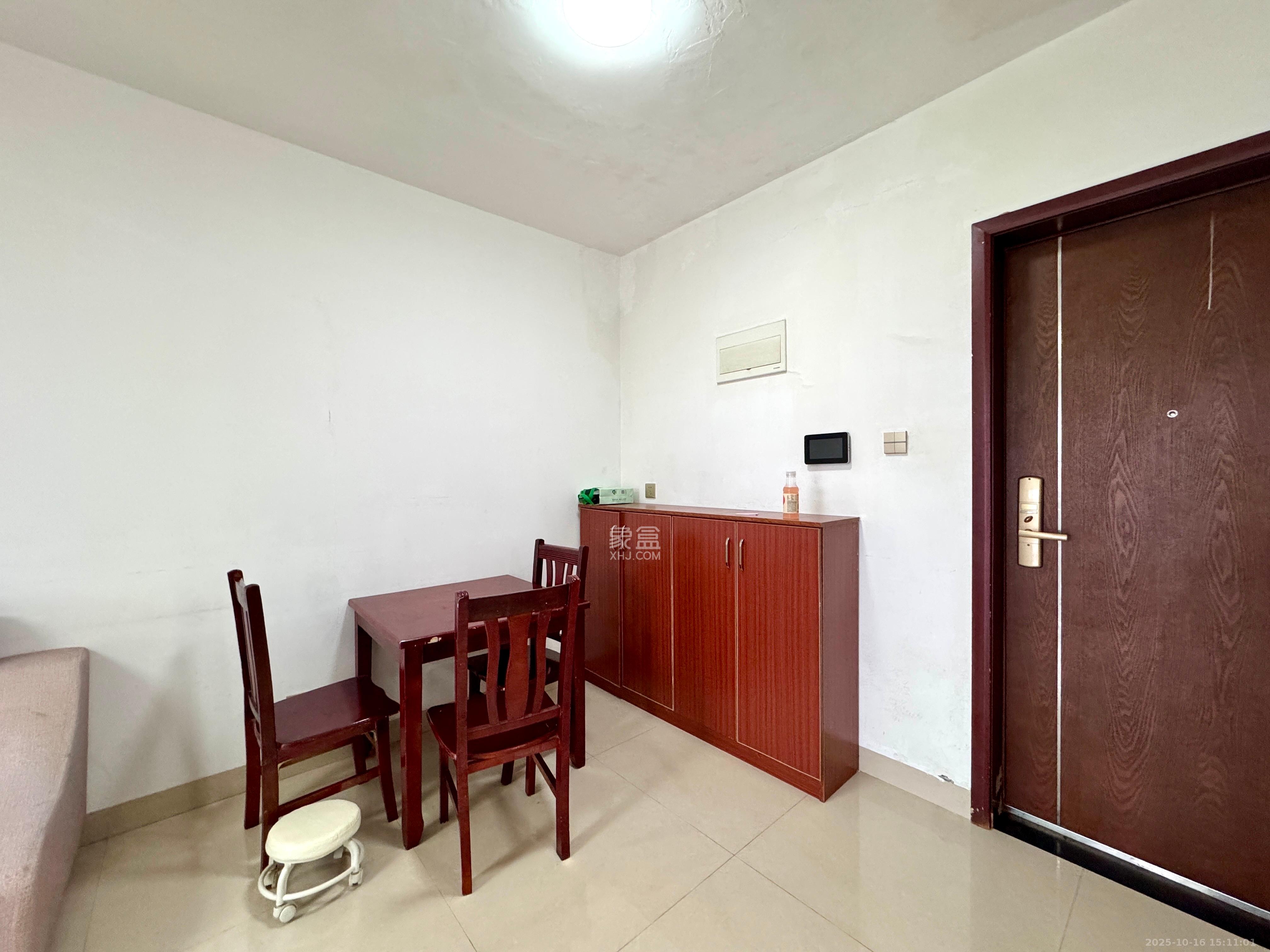 达美D6区 2室1厅1卫 2400.0元/月 达美D6区 2室1厅1卫 2400.0元/月室内图