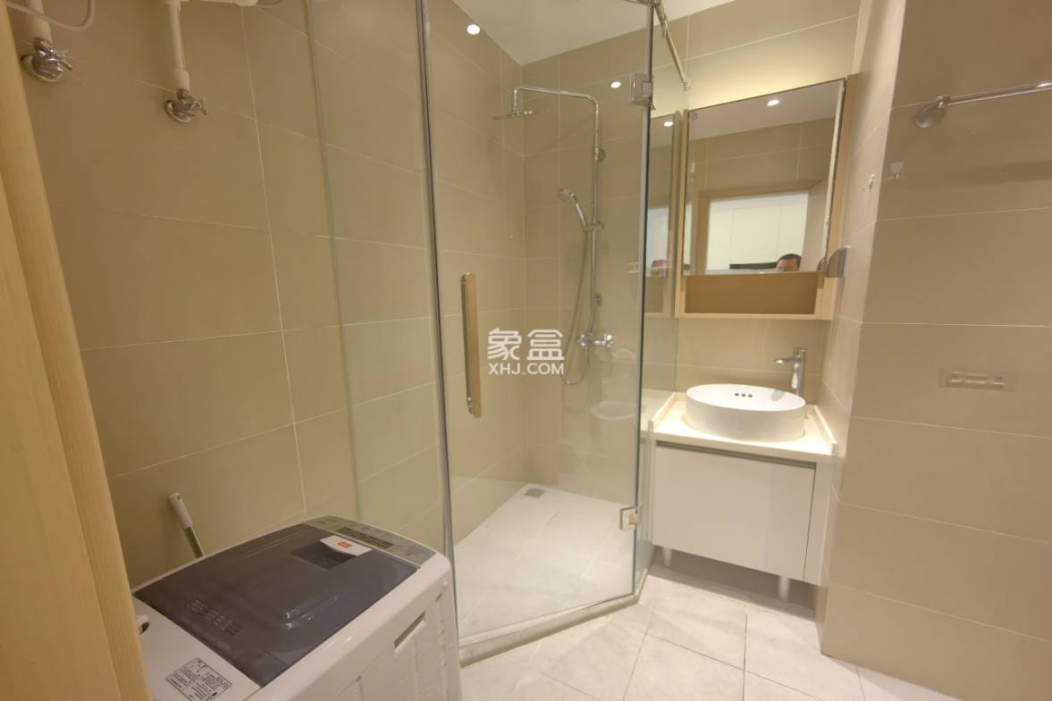 海航豪庭南苑  1室1厅1卫    2200.0元/月 海航豪庭南苑  1室1厅1卫    2200.0元/月室内图