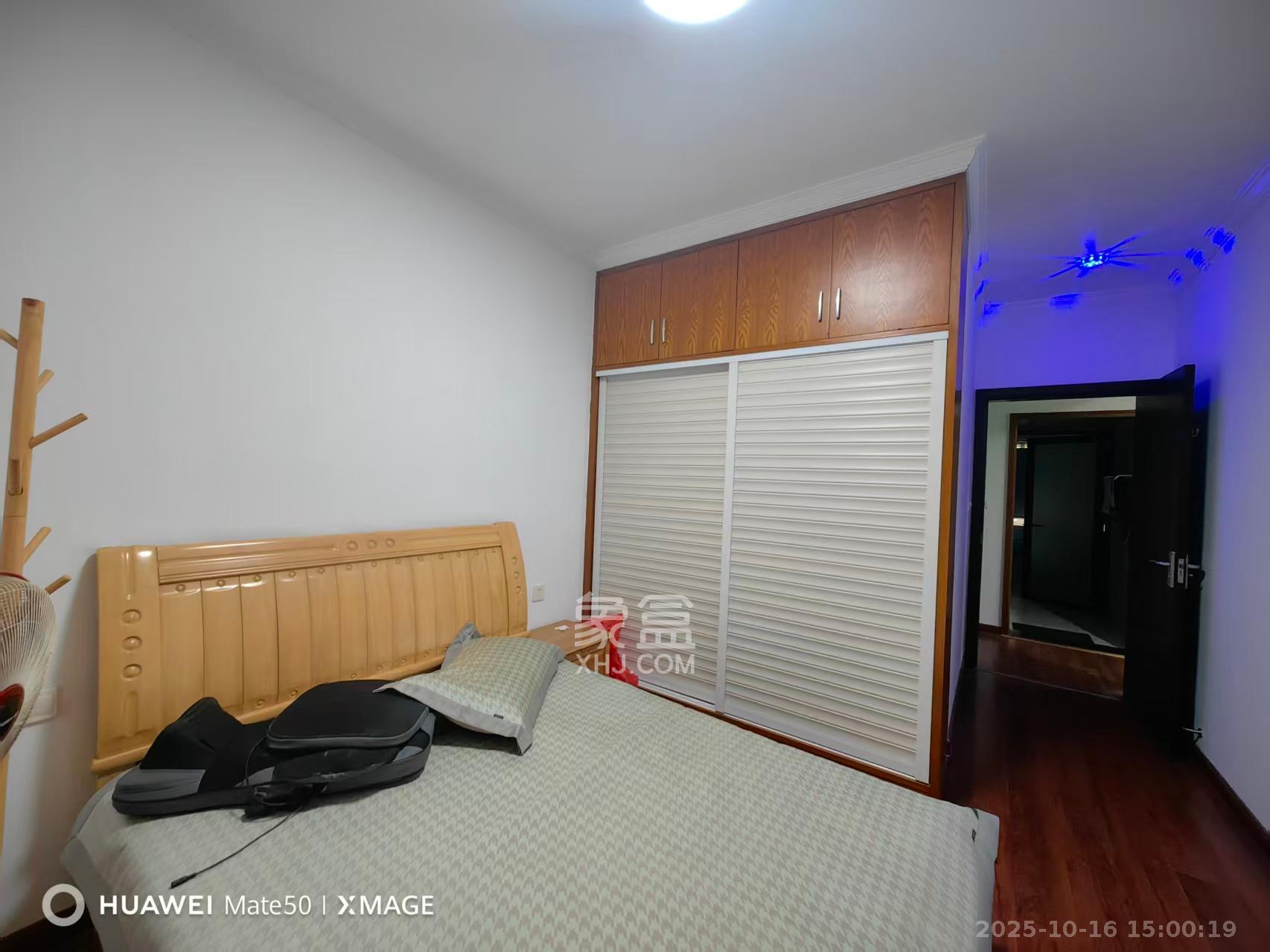 奥林匹克花园  4室2厅2卫    4000.0元/月 奥林匹克花园  4室2厅2卫    4000.0元/月室内图