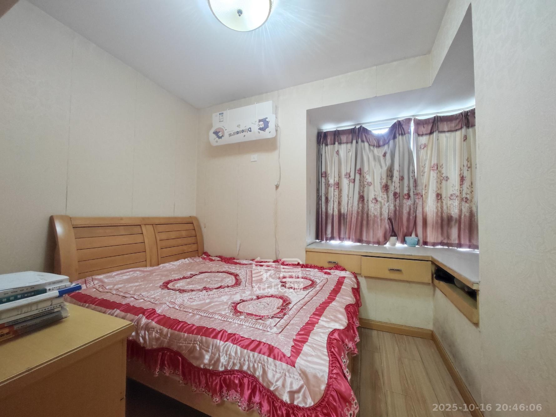 弘欣公寓  2室1厅1卫    42.0万卧室