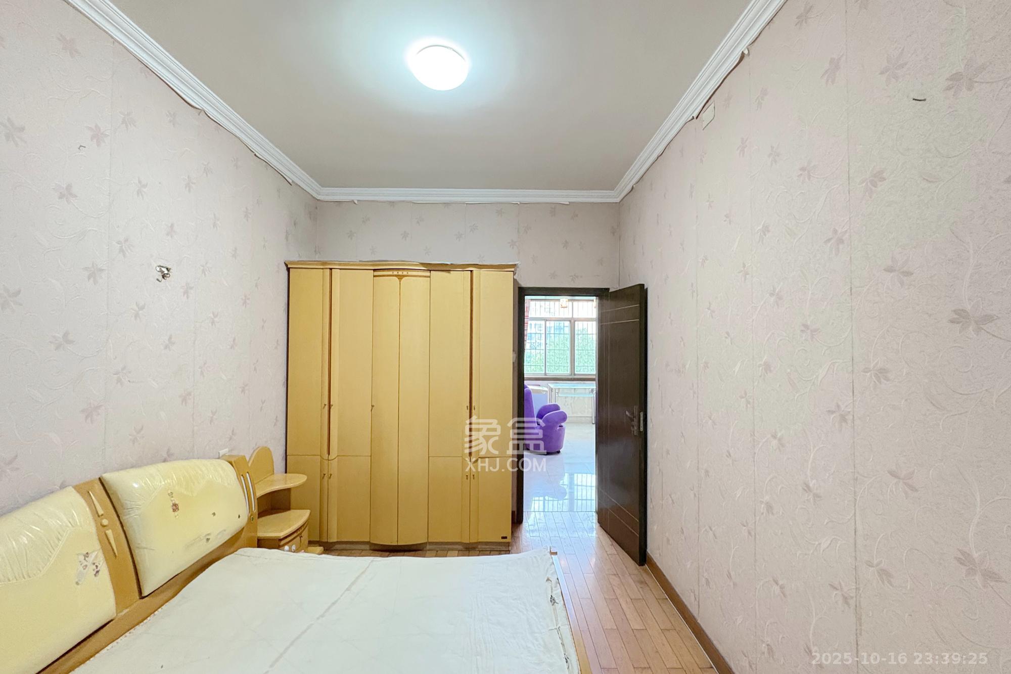 职院街189号(原雨花区法院宿舍(职院街法院宿舍) 2室2厅1卫 48.8万 职院街189号(原雨花区法院宿舍(职院街法院宿舍) 2室2厅1卫 48.8万卧室