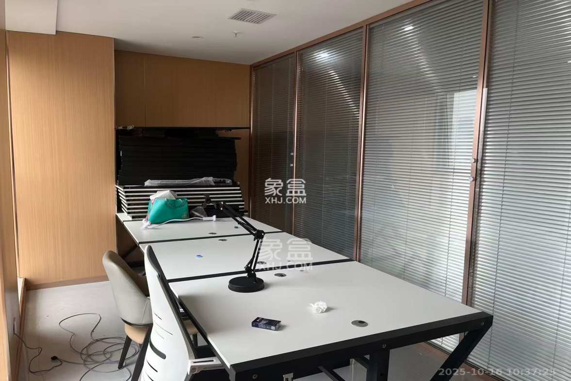 铭诚摩根 3室1厅0卫 5200.0元/月 铭诚摩根 3室1厅0卫 5200.0元/月室内图