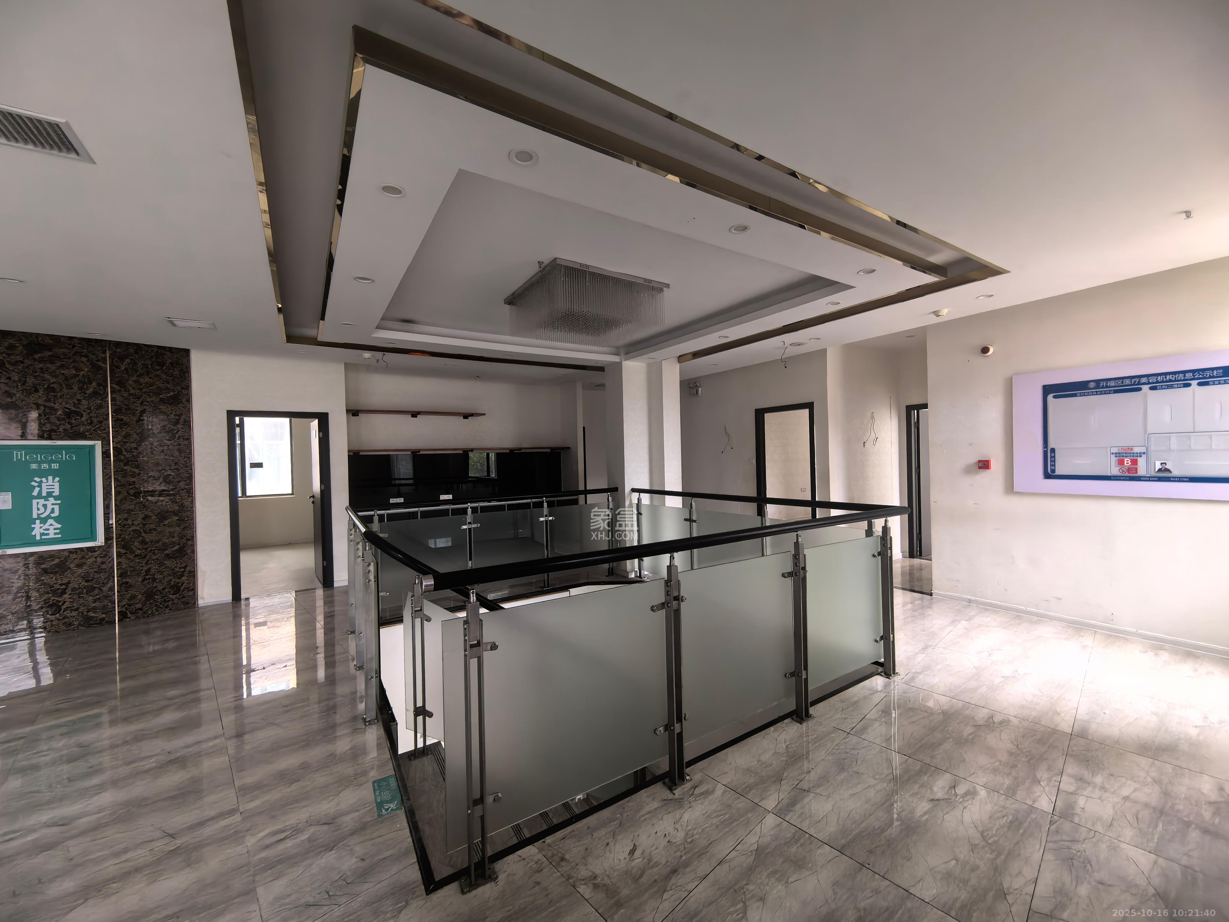 复地崑玉国际一期   255.57㎡      32000.0元/月室内图