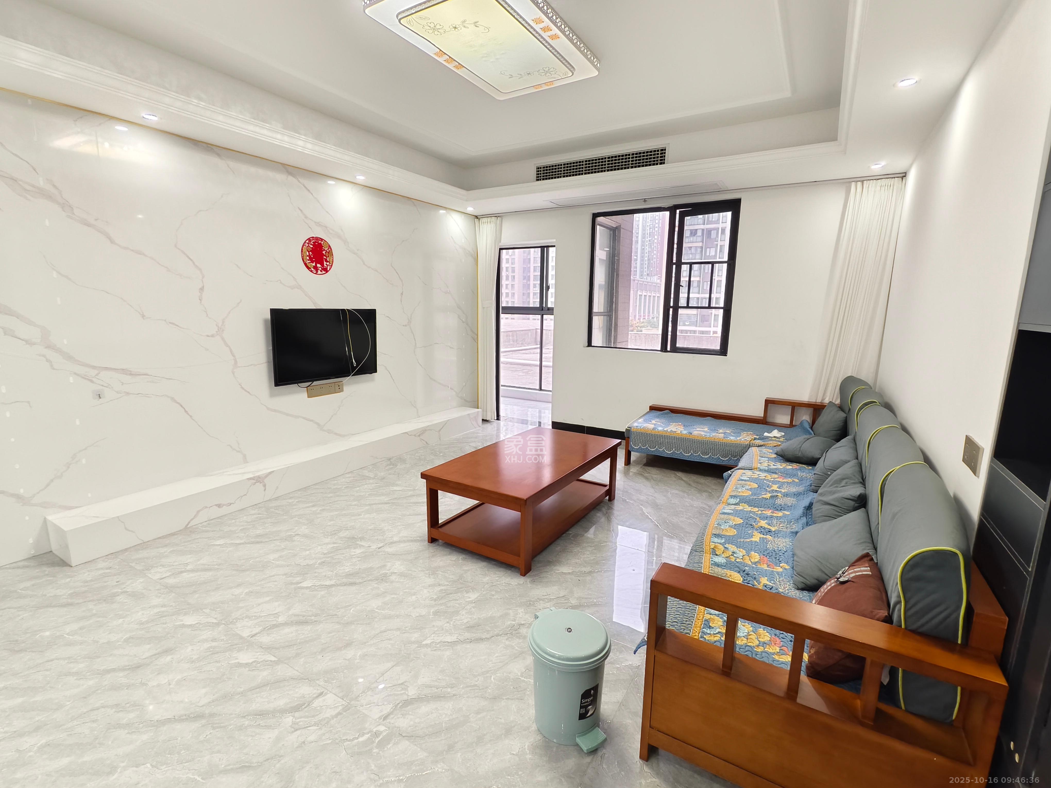 松雅湖壹号  4室2厅2卫    3200.0元/月 松雅湖壹号  4室2厅2卫    3200.0元/月室内图