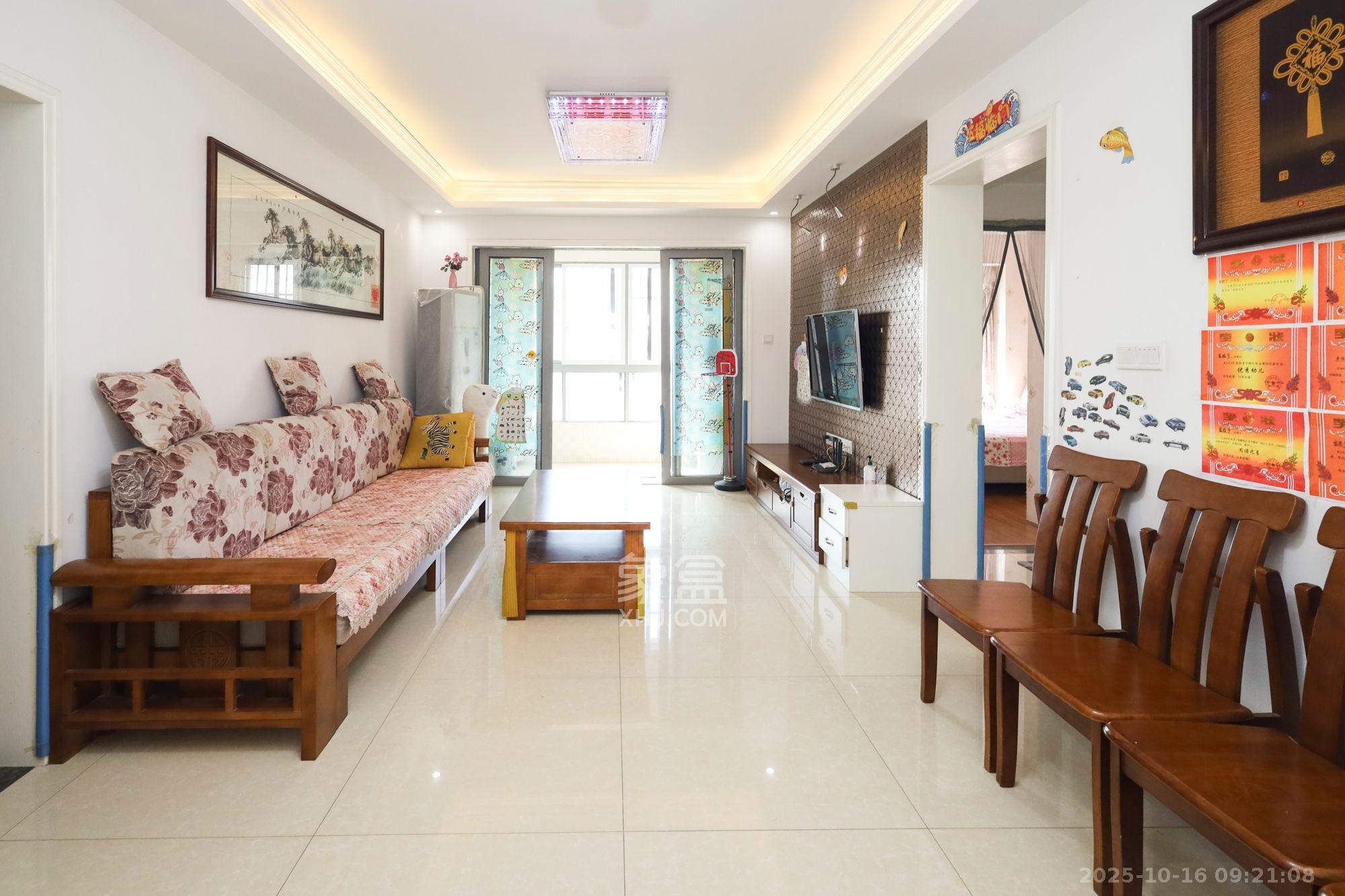 钱隆世家  3室2厅1卫    2200.0元/月室内图