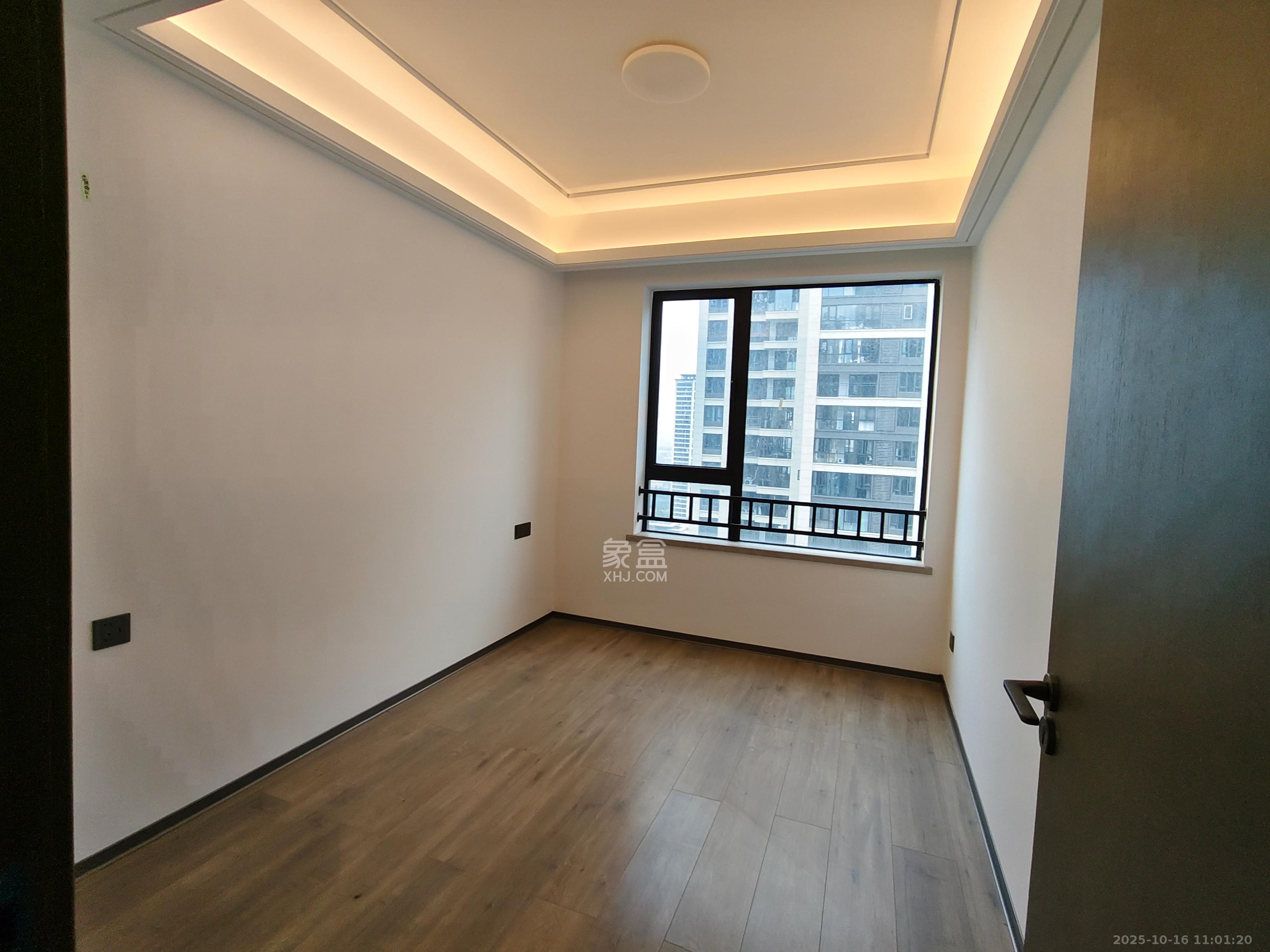 荣盛锦绣学府  1室1厅1卫    2000.0元/月室内图