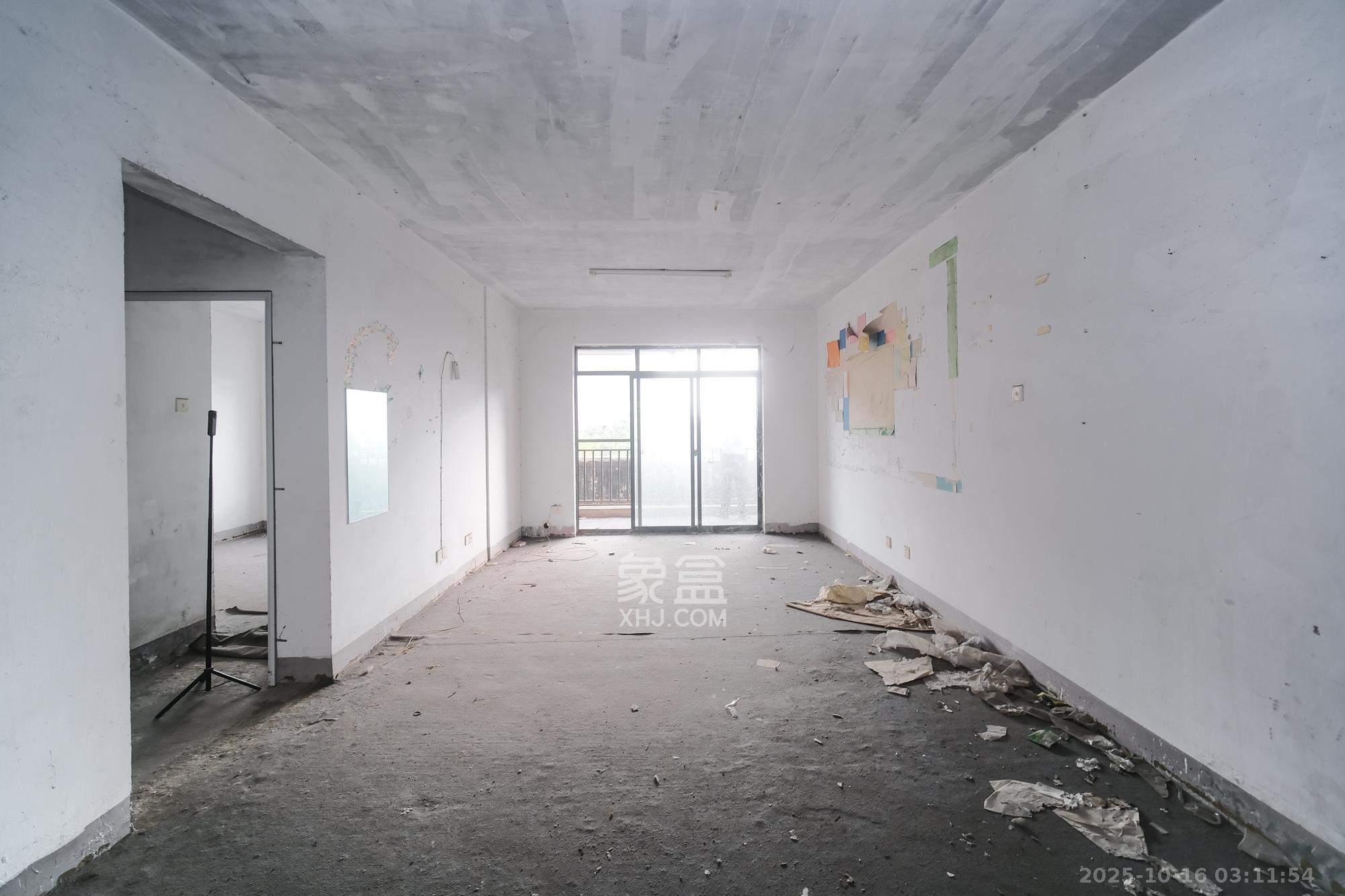 圆梦完美生活 2室1厅1卫 42.0万 圆梦完美生活 2室1厅1卫 42.0万客厅