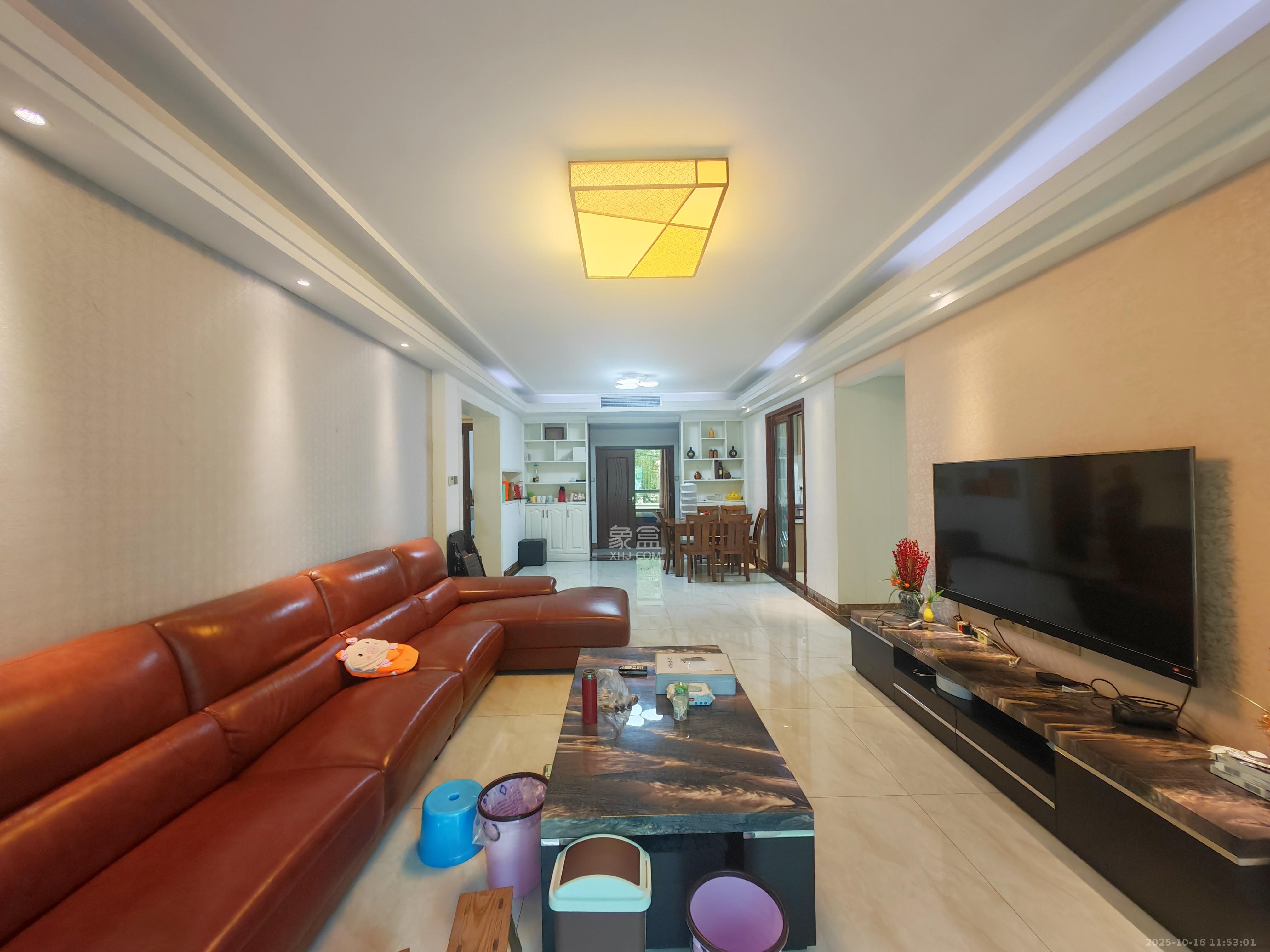 夏威夷碧水春城(碧桂园城市花园) 3室2厅2卫 3500.0元/月 夏威夷碧水春城(碧桂园城市花园) 3室2厅2卫 3500.0元/月室内图