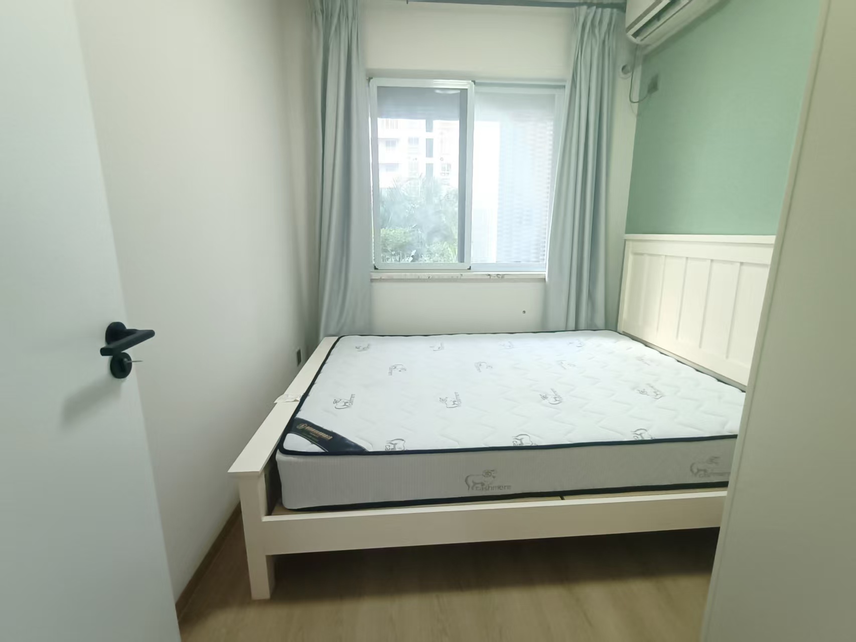 海航城 4室2厅2卫 3000.0元/月 海航城 4室2厅2卫 3000.0元/月室内图