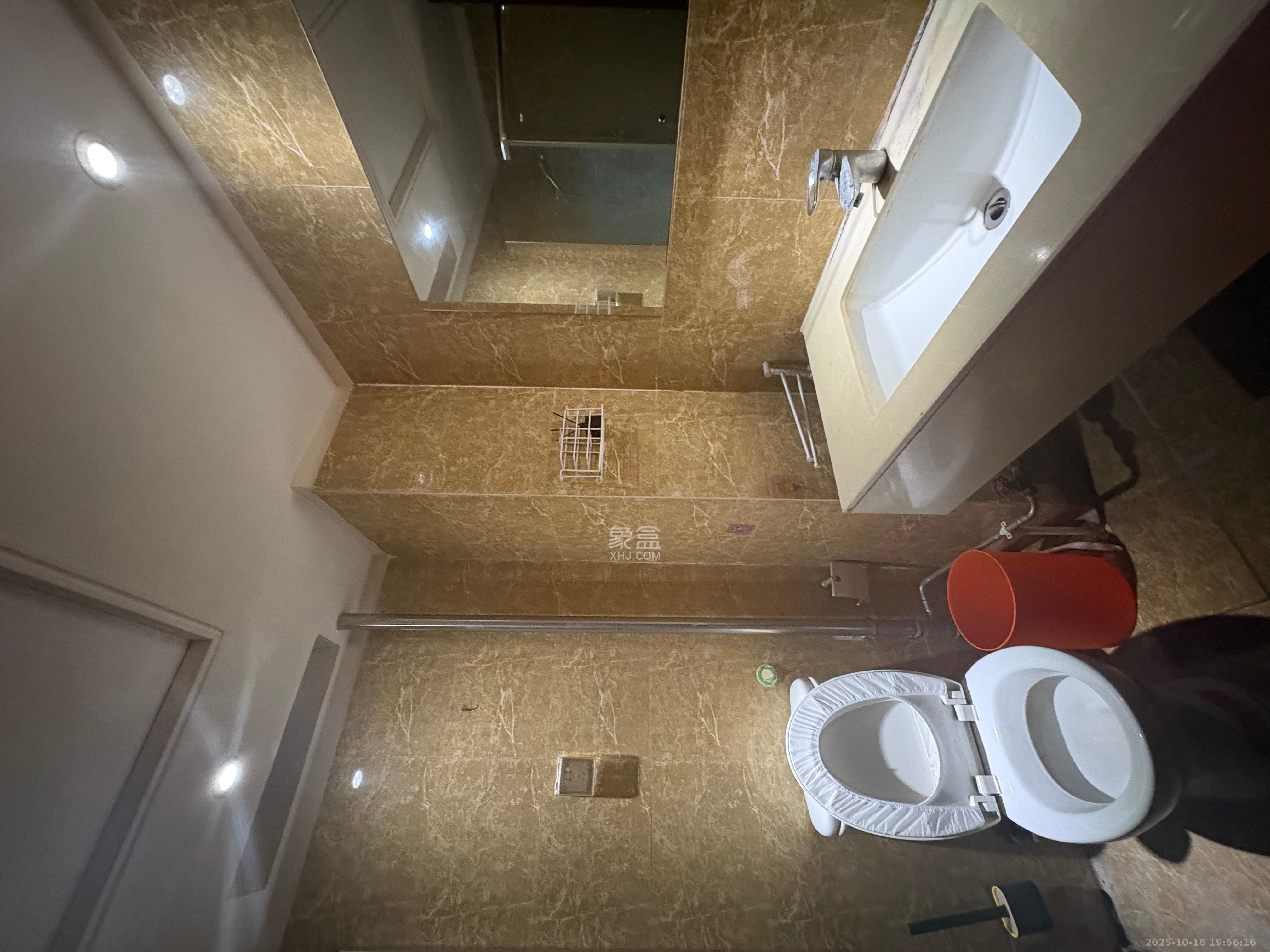 东塘瑞府 1室1厅1卫 1500.0元/月 东塘瑞府 1室1厅1卫 1500.0元/月室内图