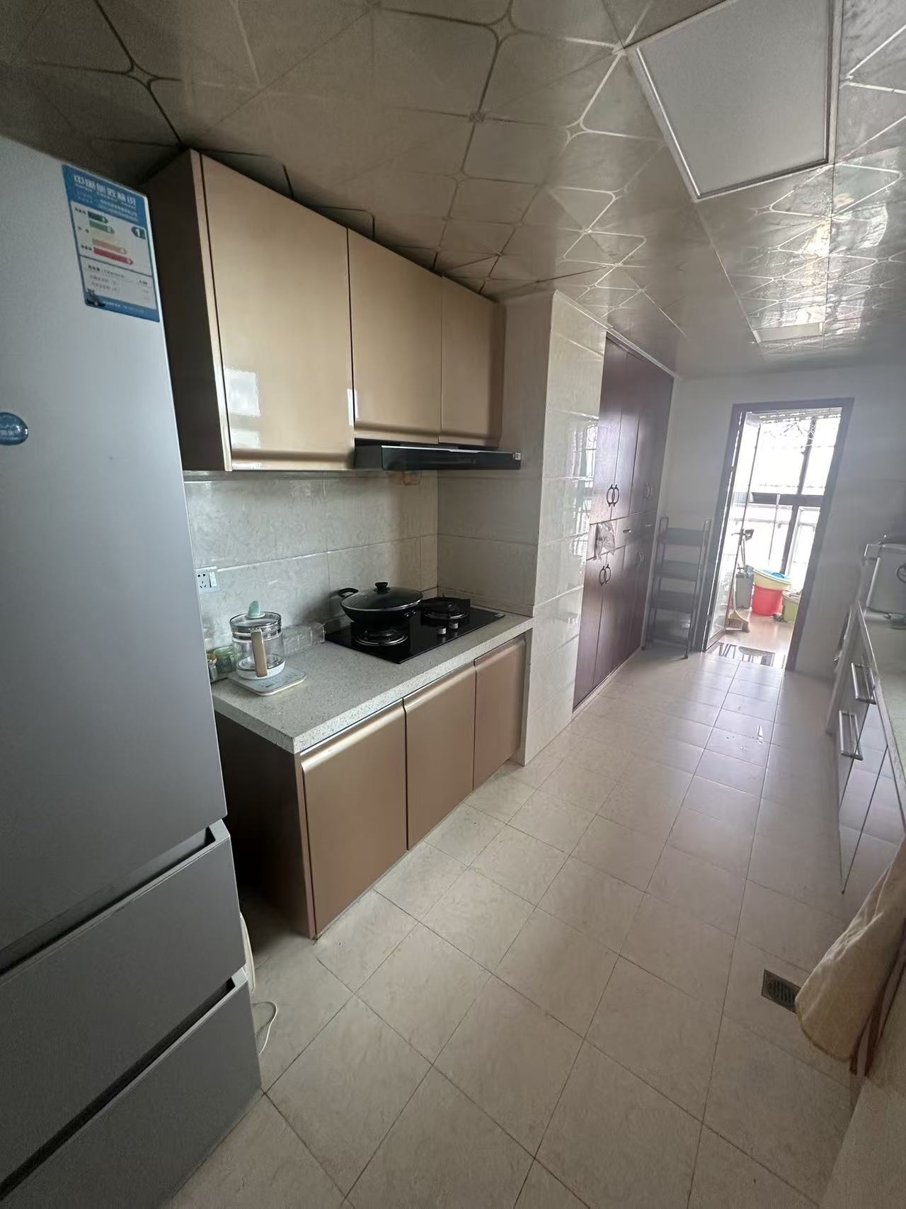 国兴城(B区) 3室2厅2卫 4700.0元/月 国兴城(B区) 3室2厅2卫 4700.0元/月室内图