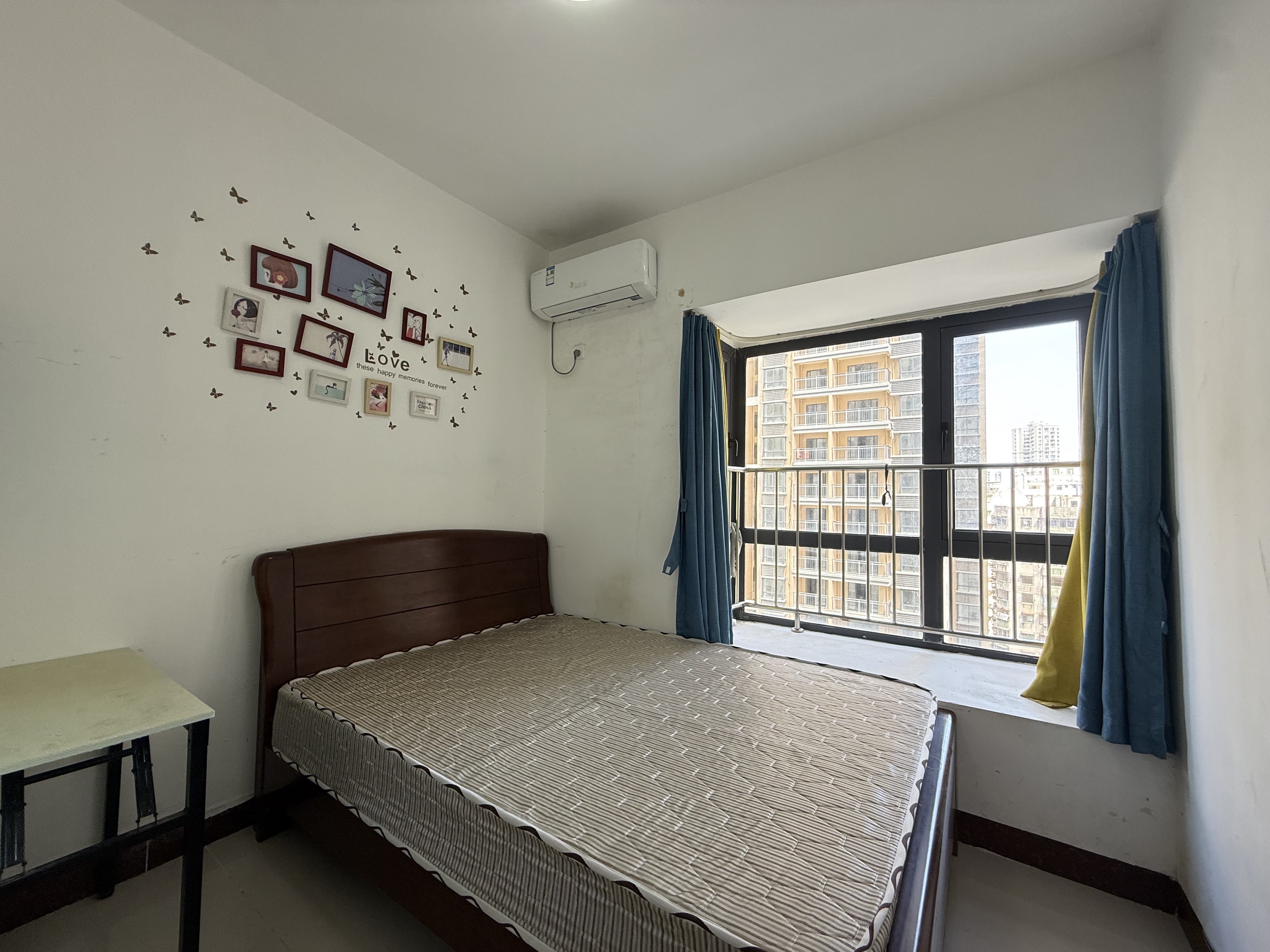 美舍嘉苑一期  4室2厅2卫    3000.0元/月室内图