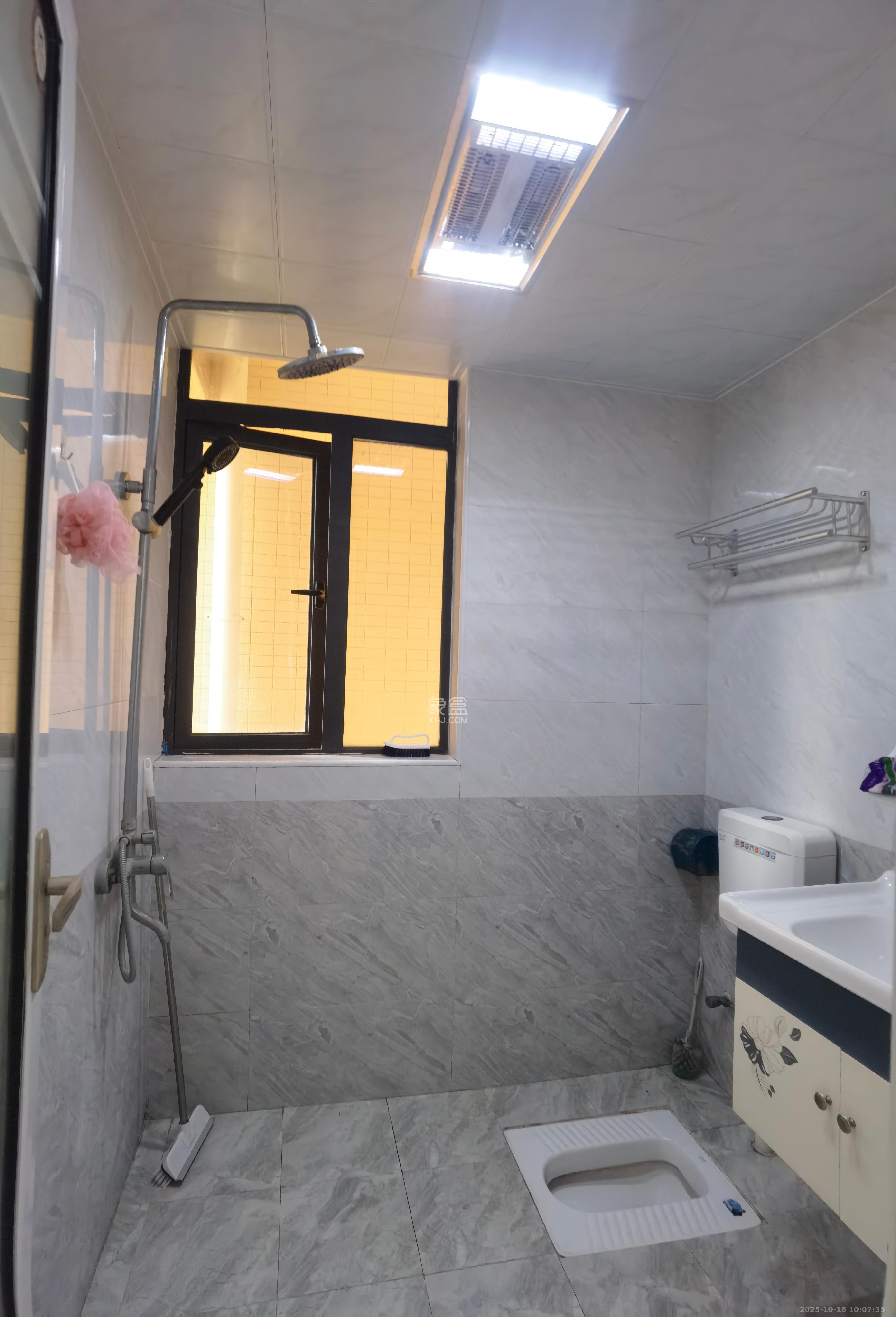 明大佳园  2室1厅1卫    3000.0元/月 明大佳园  2室1厅1卫    3000.0元/月室内图