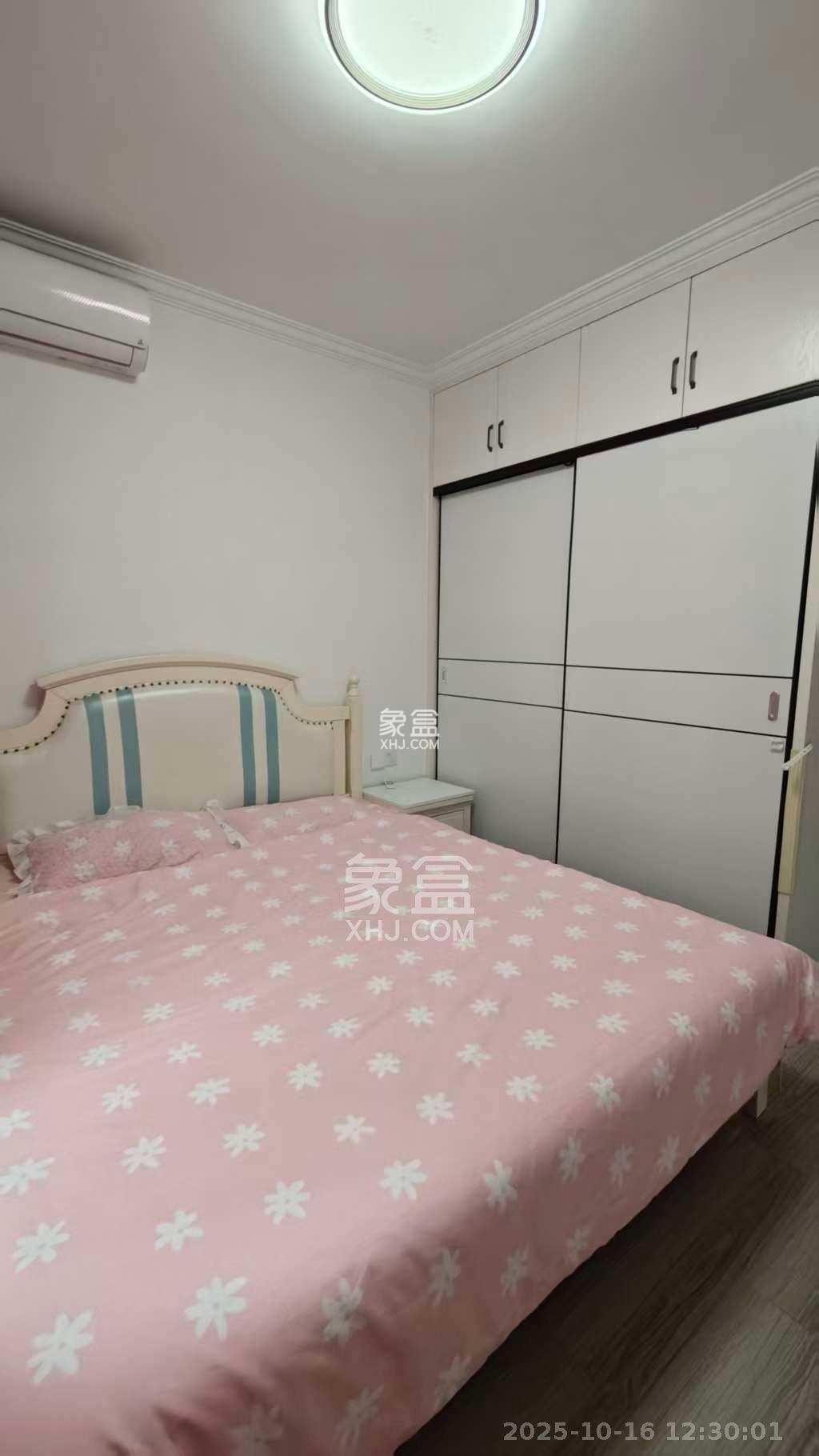 绿地香树花城 3室2厅1卫 1600.0元/月 绿地香树花城 3室2厅1卫 1600.0元/月室内图