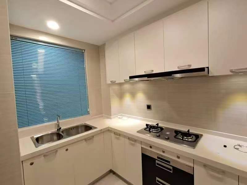 融创观澜湖公园壹号一期  2室1厅2卫    74.0万 融创观澜湖公园壹号一期  2室1厅2卫    74.0万客厅