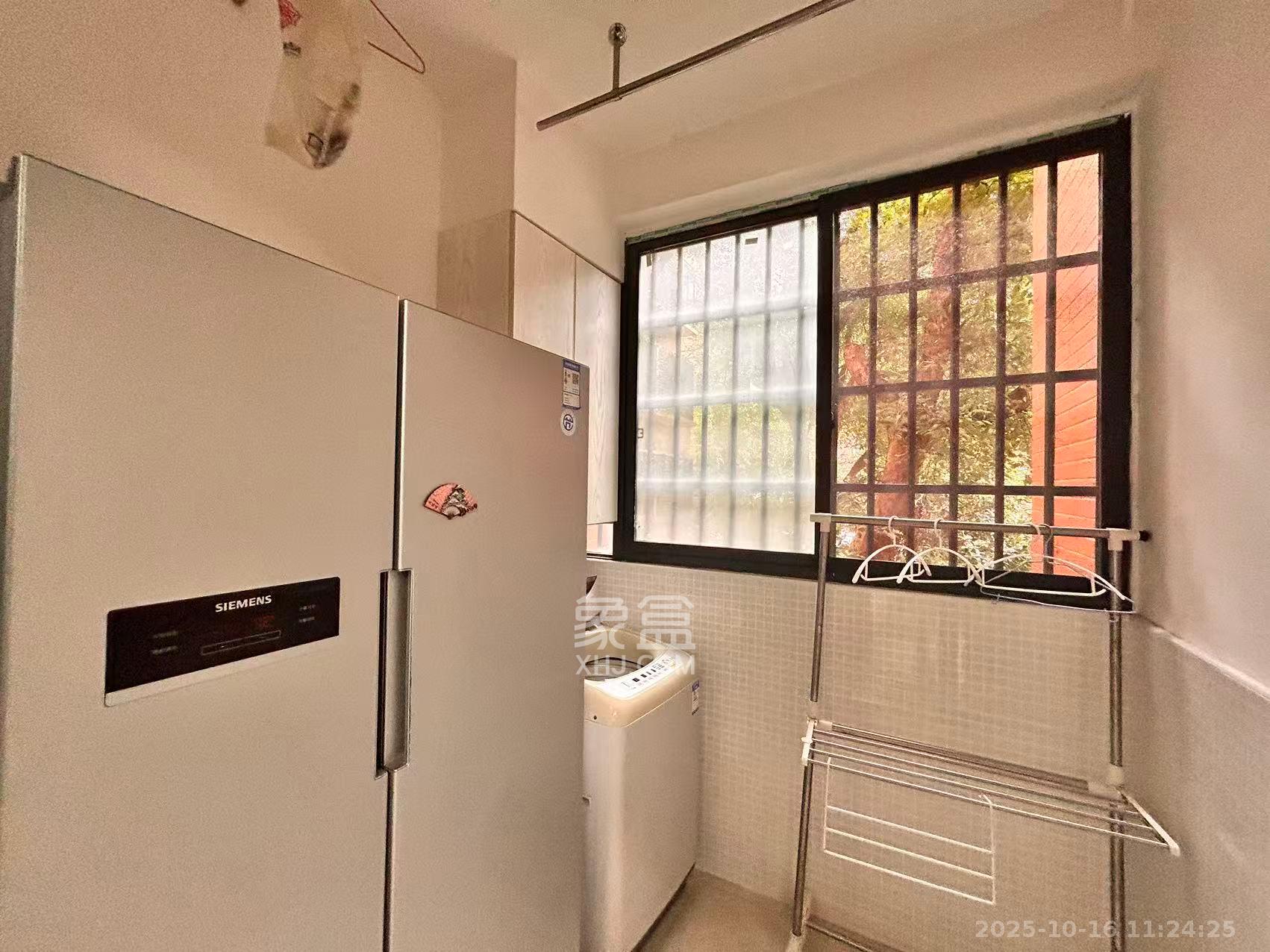 兴威帕克水岸  3室1厅1卫    2100.0元/月室内图