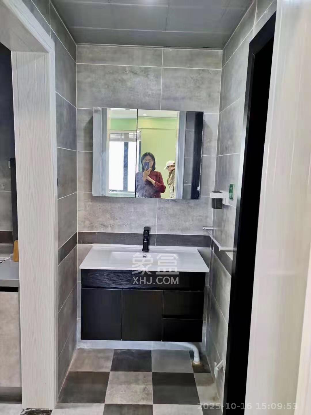 水墨林溪  1室1厅1卫    1600.0元/月室内图