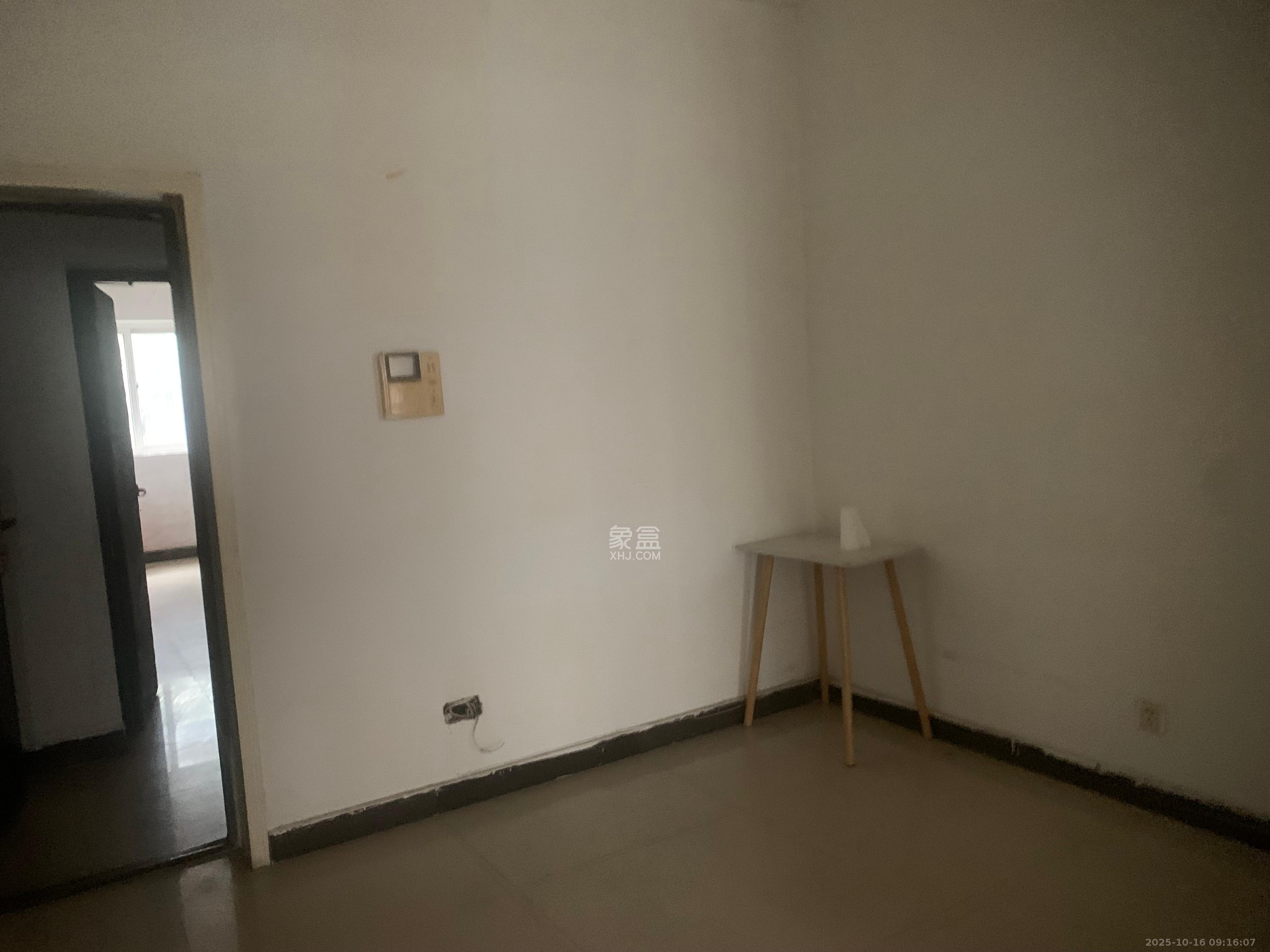 山水湾  2室2厅1卫    1500.0元/月室内图