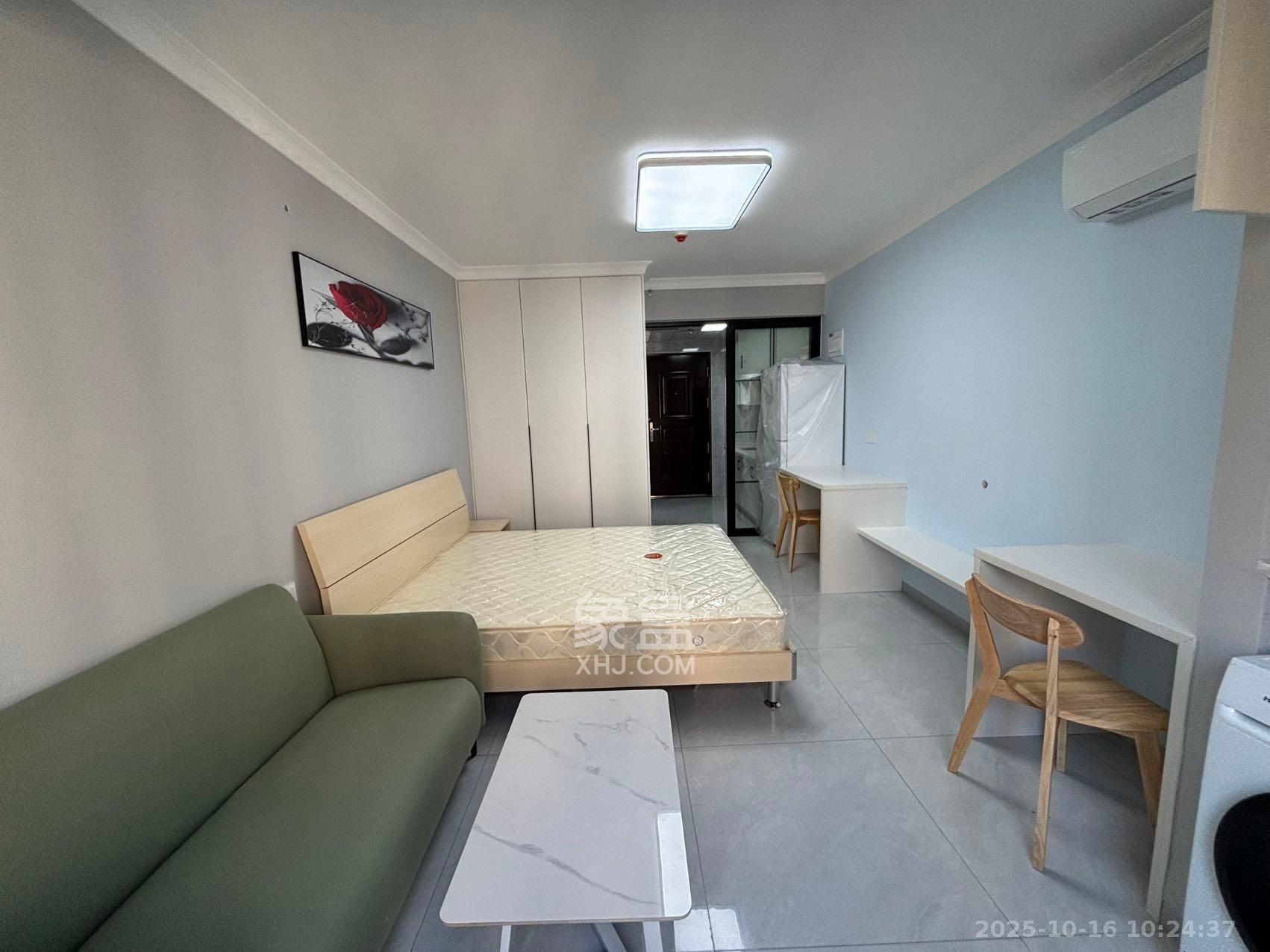 中海珑悦府  1室0厅0卫    1300.0元/月室内图