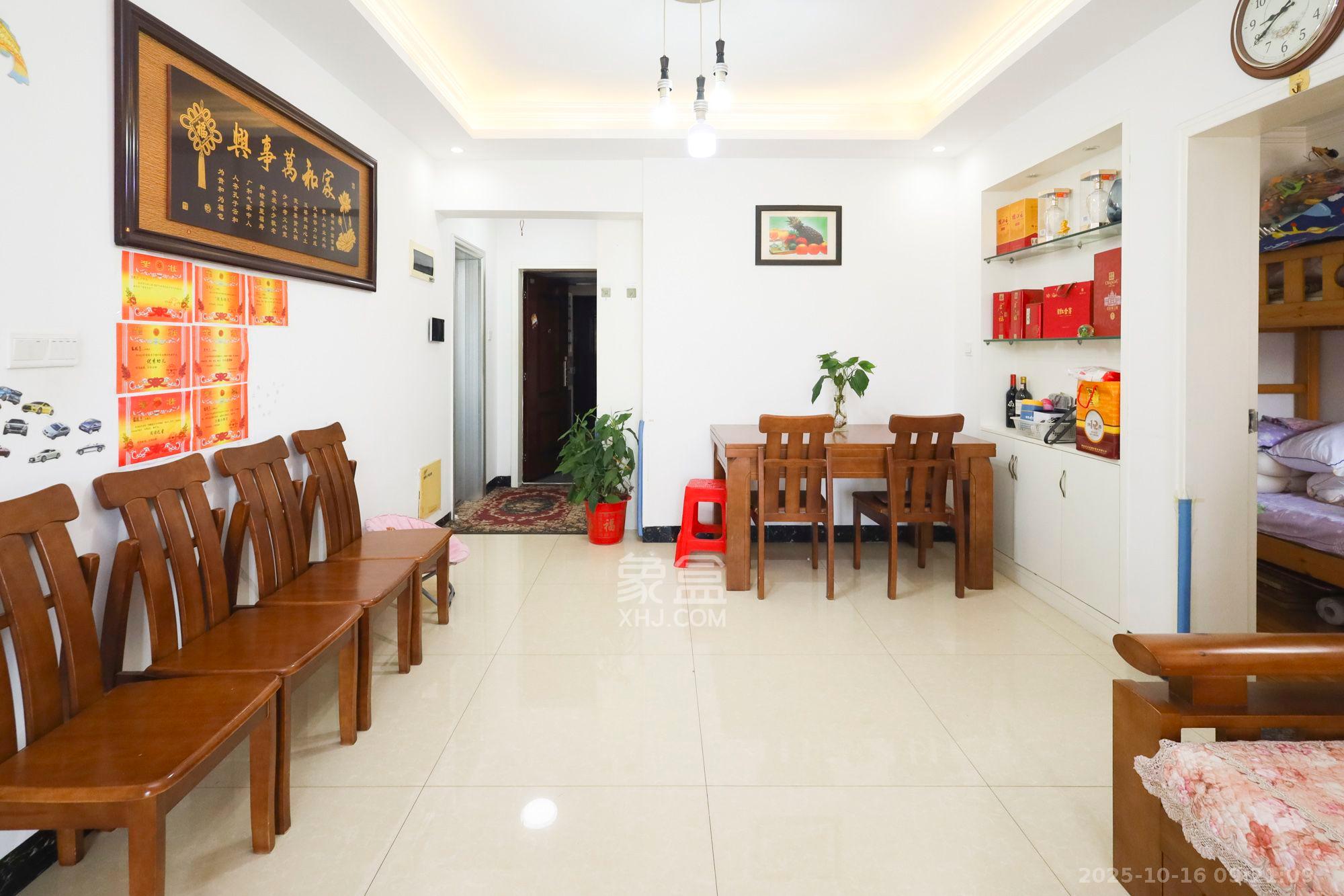 钱隆世家 3室2厅1卫 2200.0元/月 钱隆世家 3室2厅1卫 2200.0元/月室内图