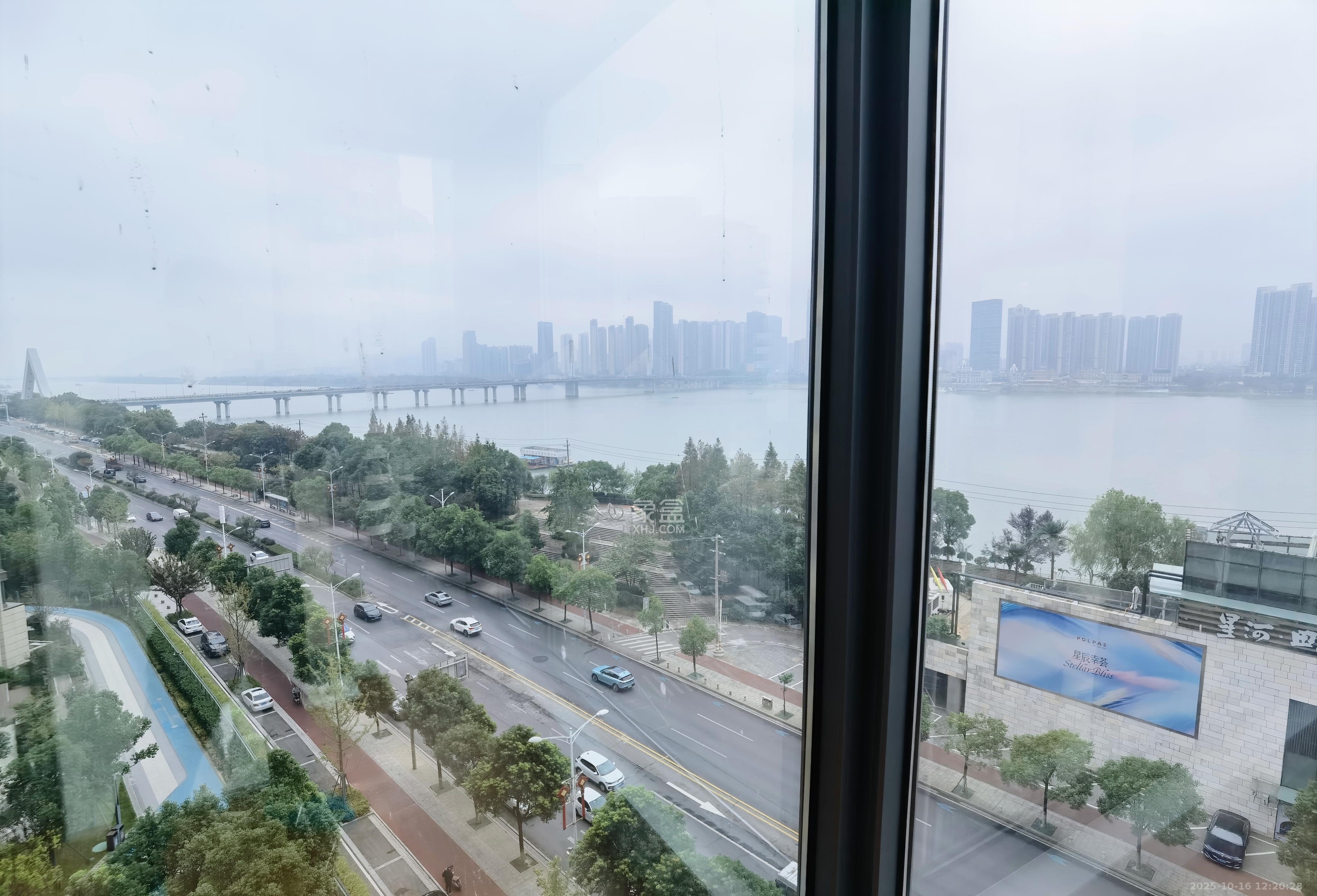 北辰瀚江府  4室2厅2卫    11800.0元/月小区图