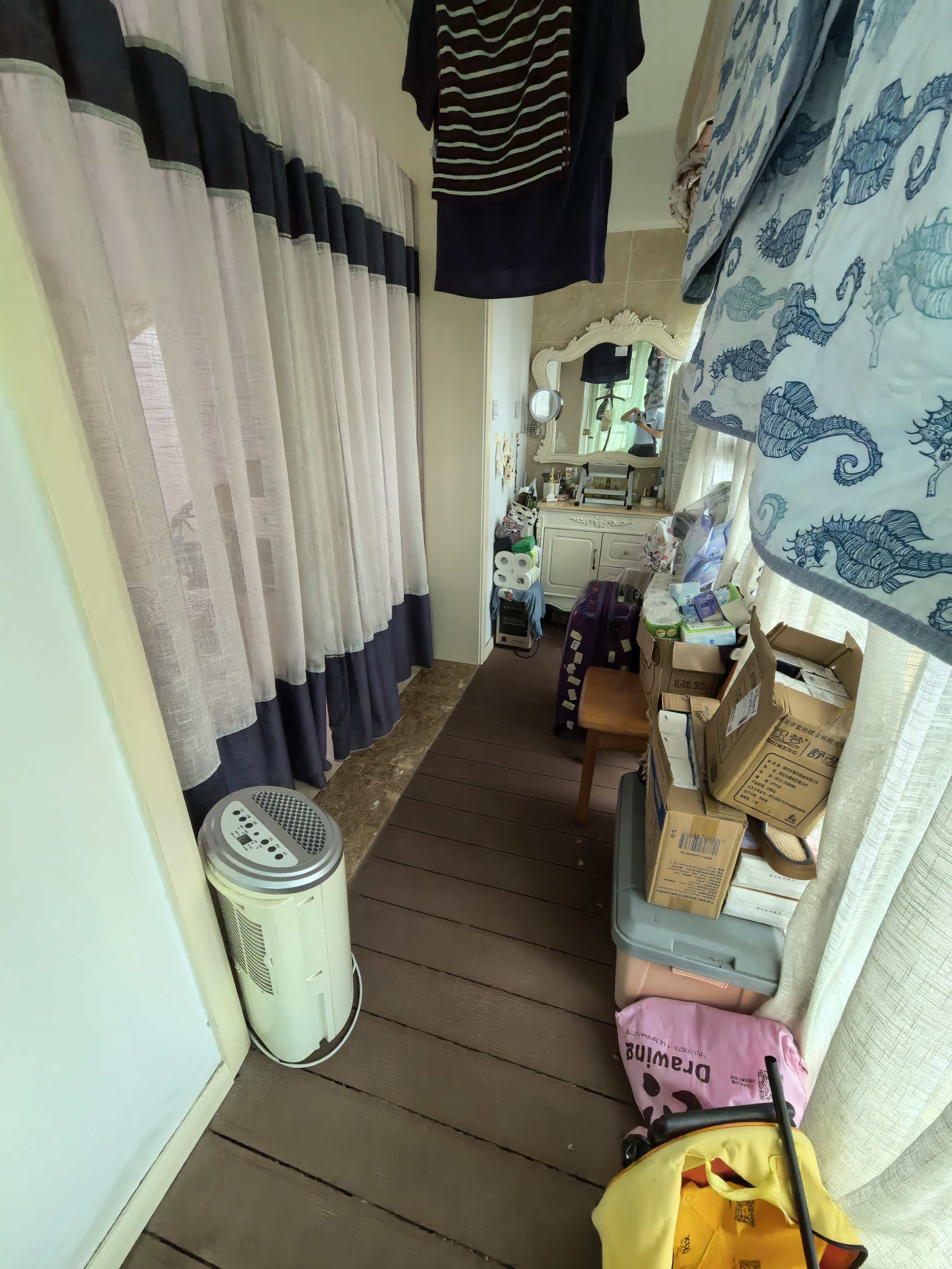 海岸豪庭  3室2厅2卫    207.0万 海岸豪庭  3室2厅2卫    207.0万客厅