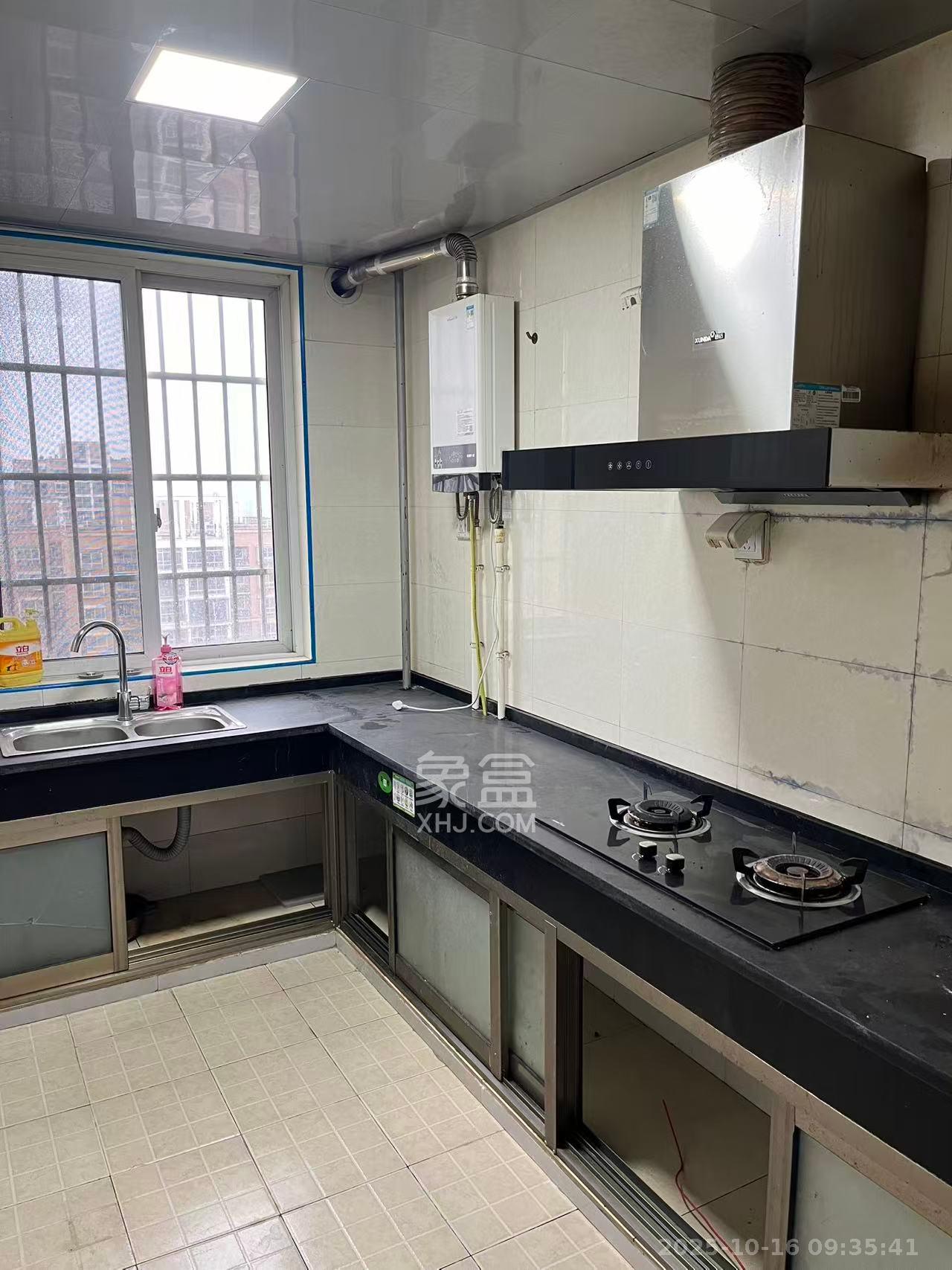 和润园一、二期 3室1厅1卫 1800.0元/月 和润园一、二期 3室1厅1卫 1800.0元/月室内图