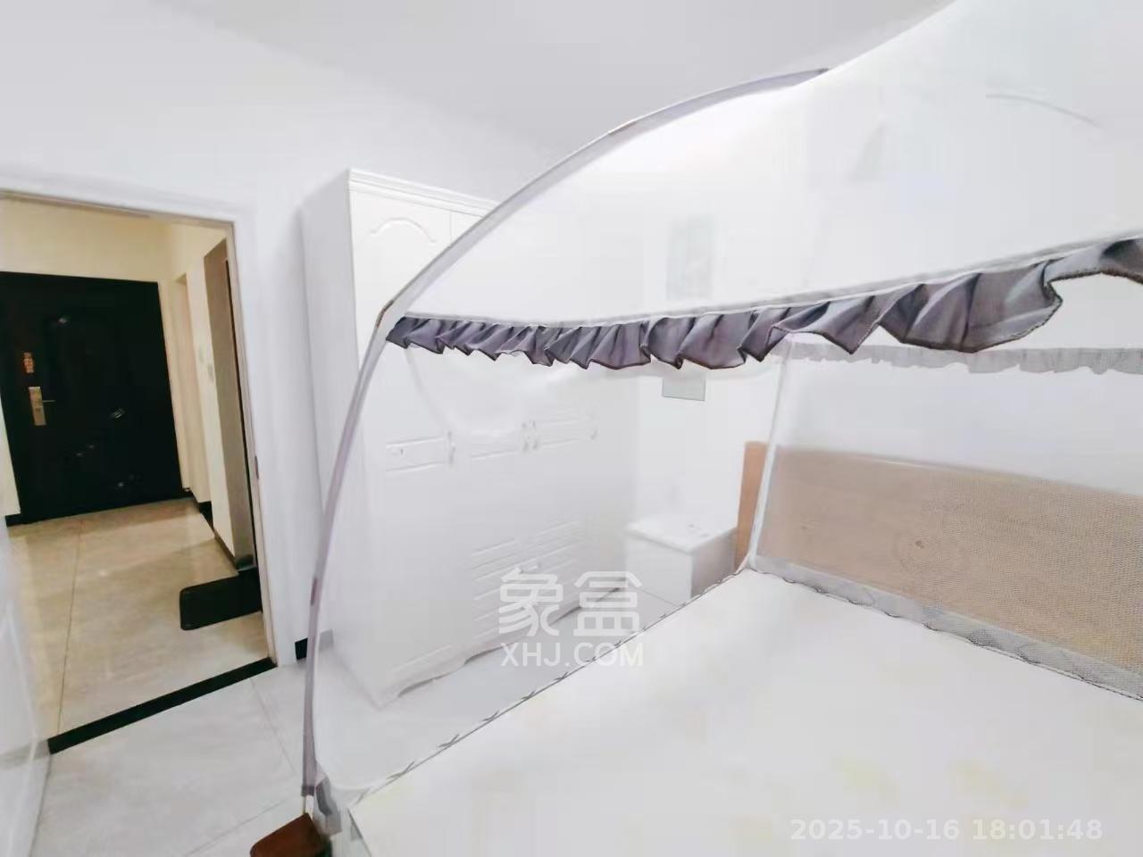 尚上美寓  2室2厅1卫    2400.0元/月室内图