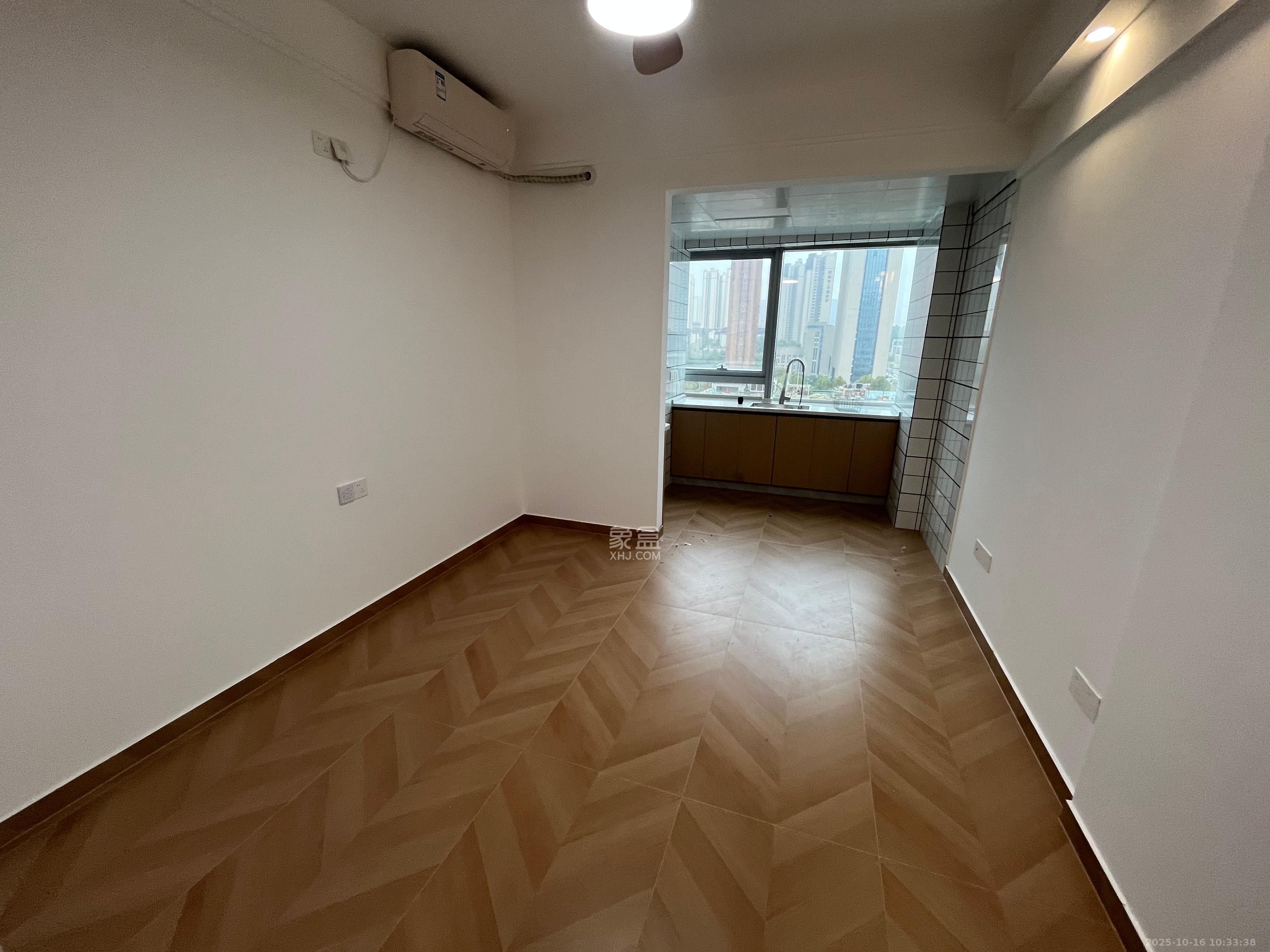 卓越伊景寓  1室1厅1卫    1650.0元/月