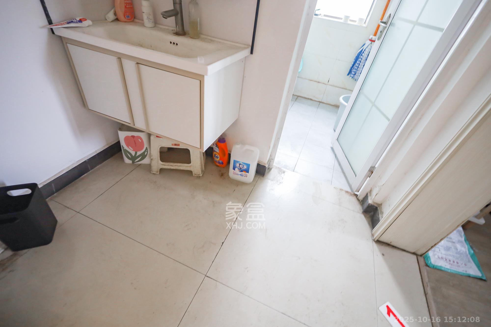 世茂铂翠湾二期  3室2厅1卫    135.0万 世茂铂翠湾二期  3室2厅1卫    135.0万其他