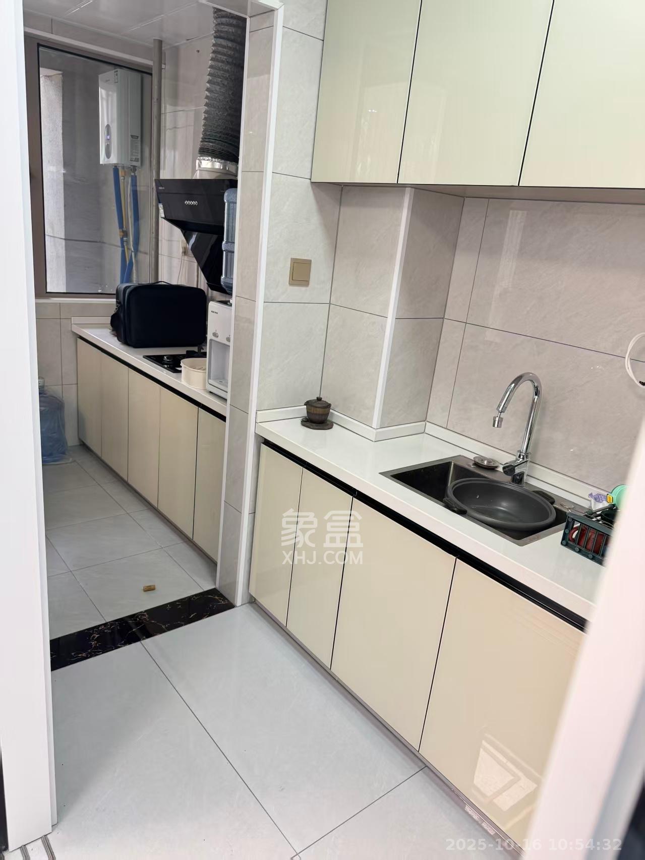 新天地步步高  1室1厅1卫    1400.0元/月 新天地步步高  1室1厅1卫    1400.0元/月室内图