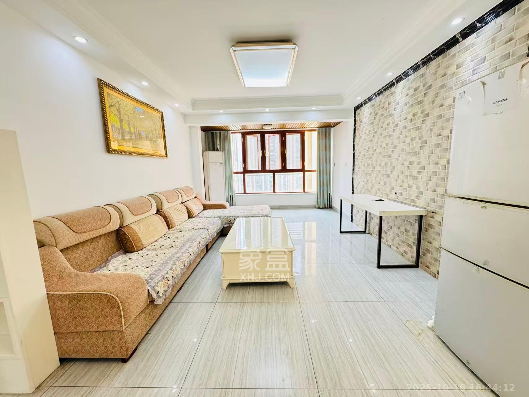 协信星澜汇  3室2厅1卫    3200.0元/月