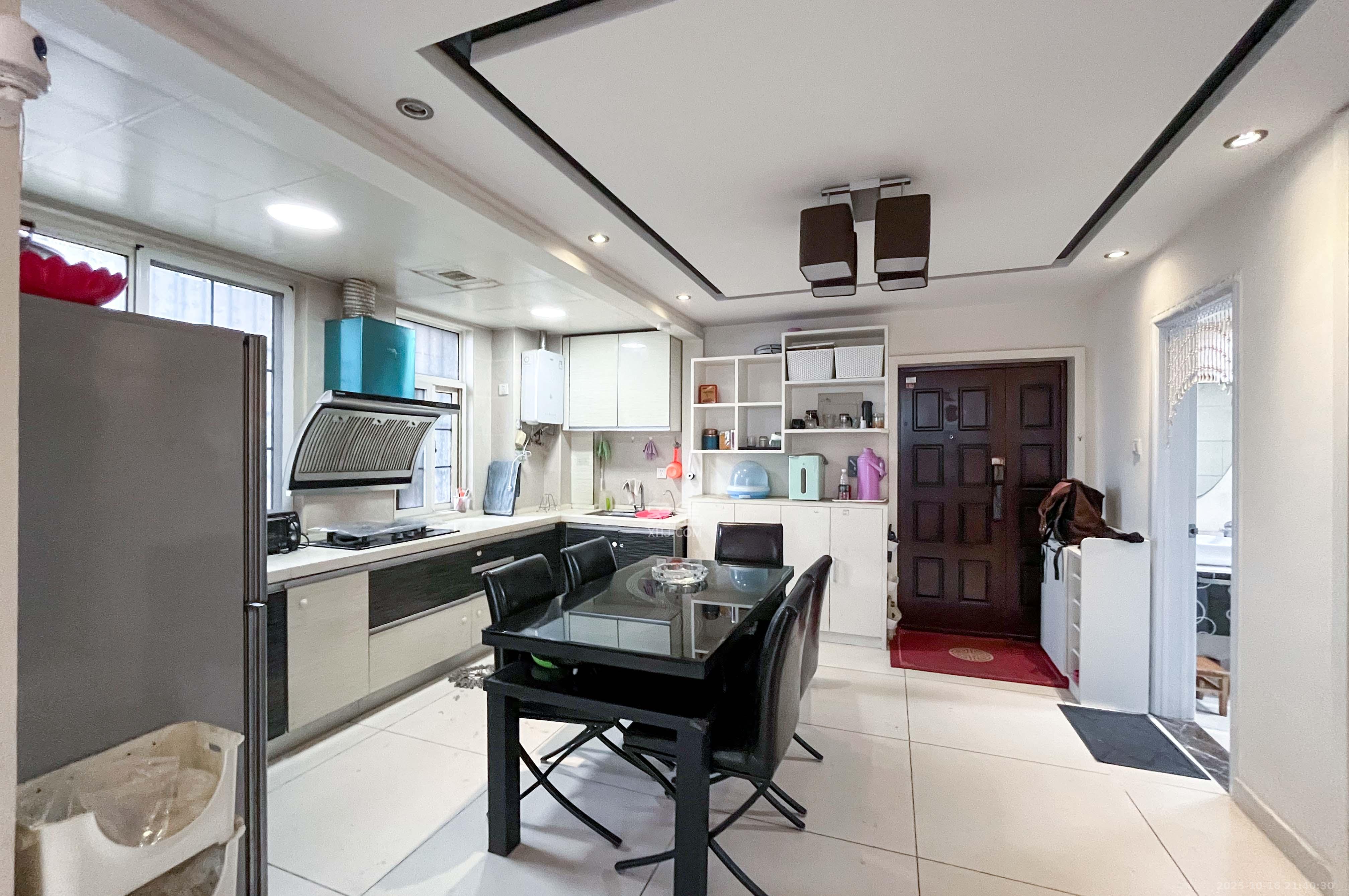 沁园春御院  3室2厅2卫    150.0万其他