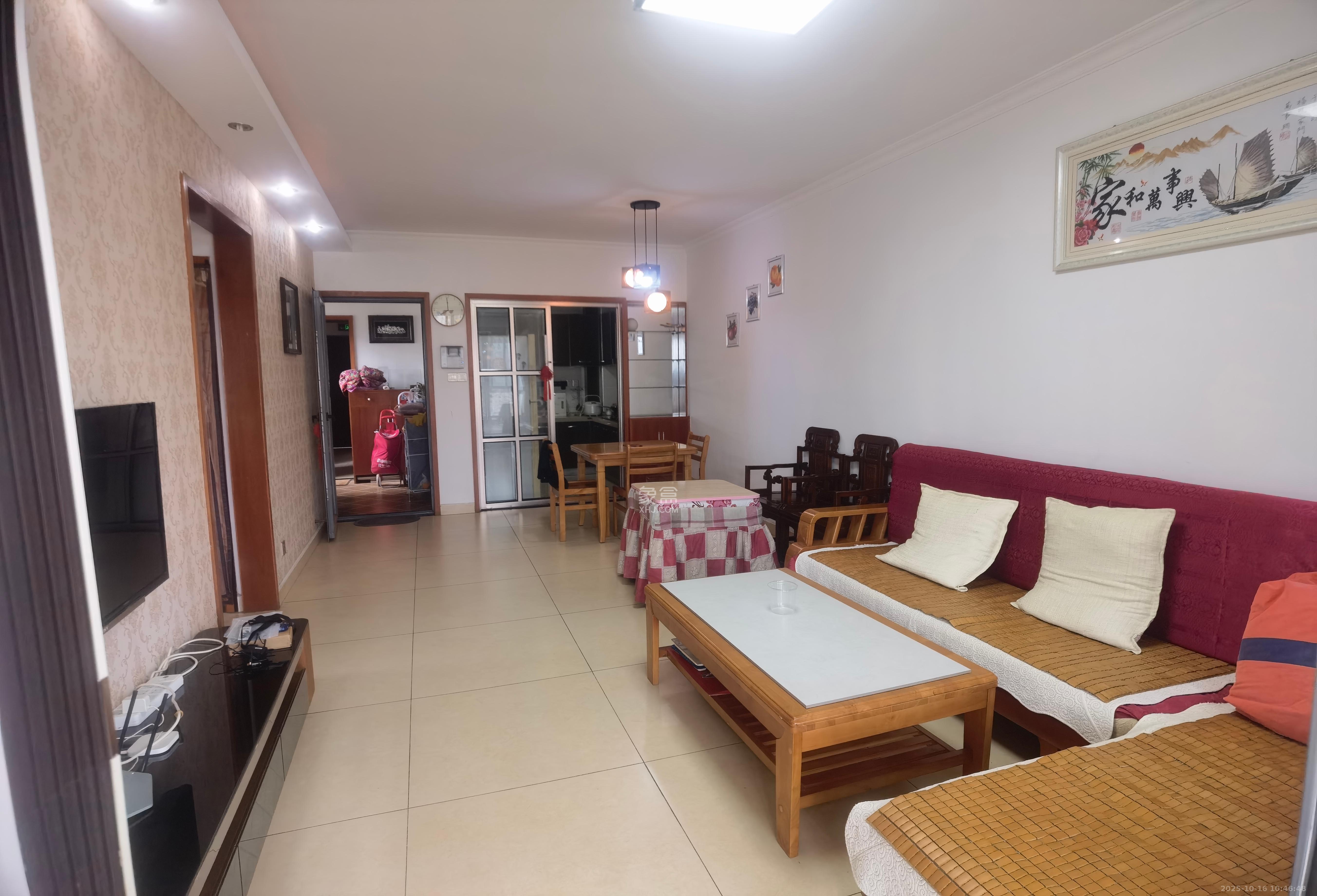 融科檀香山(融科紫檀、香山国际)  2室1厅1卫    2500.0元/月 融科檀香山(融科紫檀、香山国际)  2室1厅1卫    2500.0元/月