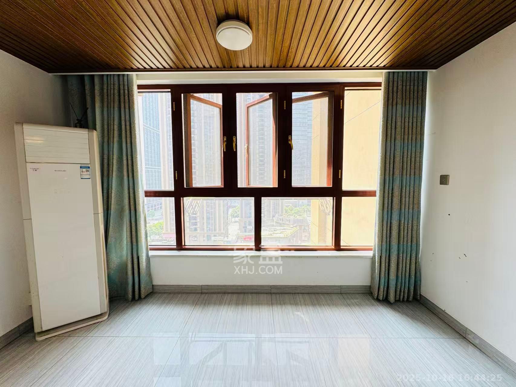 协信星澜汇  3室2厅1卫    3200.0元/月室内图