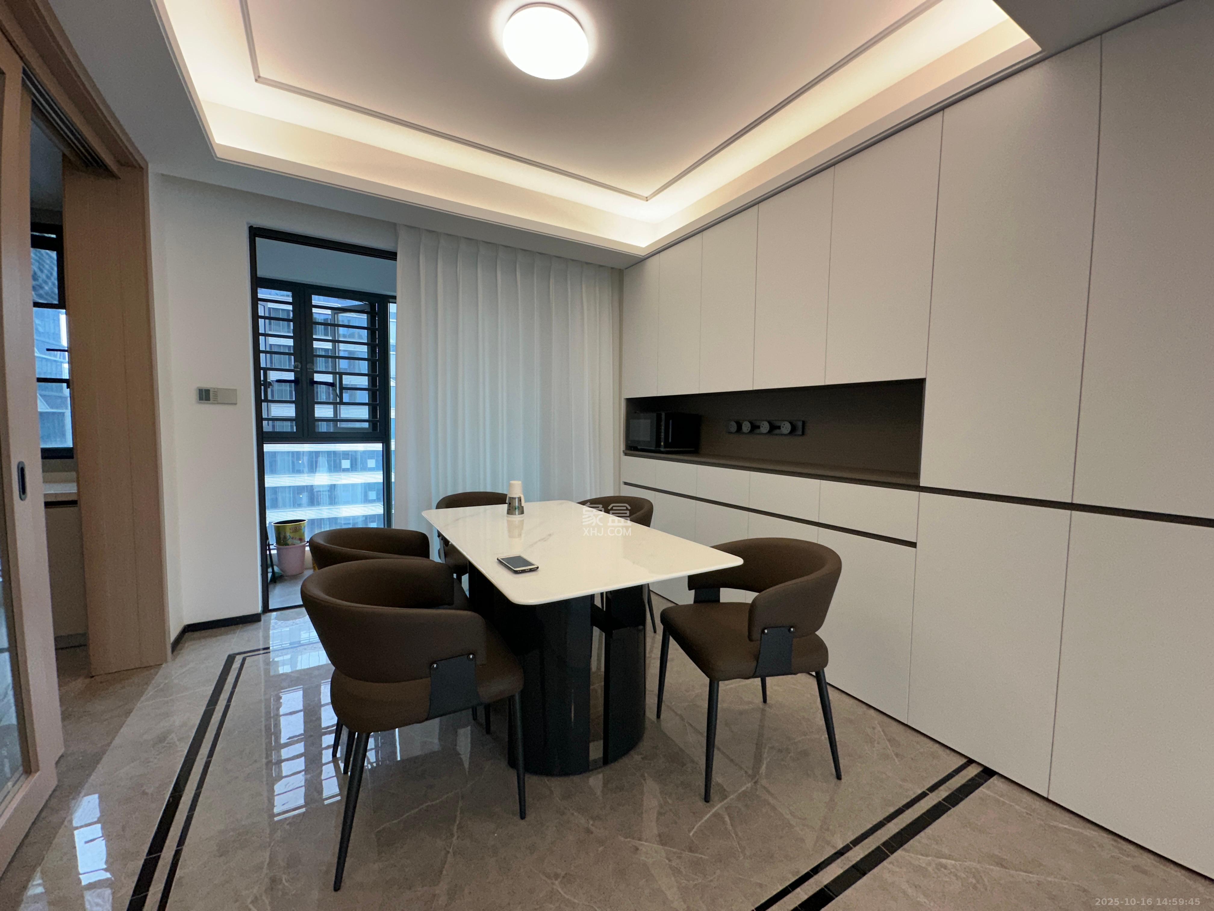 时代建发和著  4室2厅2卫    4500.0元/月室内图