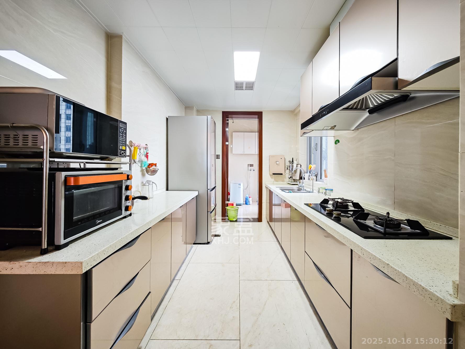 湘江壹号一二三期(创远湘江壹号) 1室0厅0卫 288.0万 湘江壹号一二三期(创远湘江壹号) 1室0厅0卫 288.0万厨房