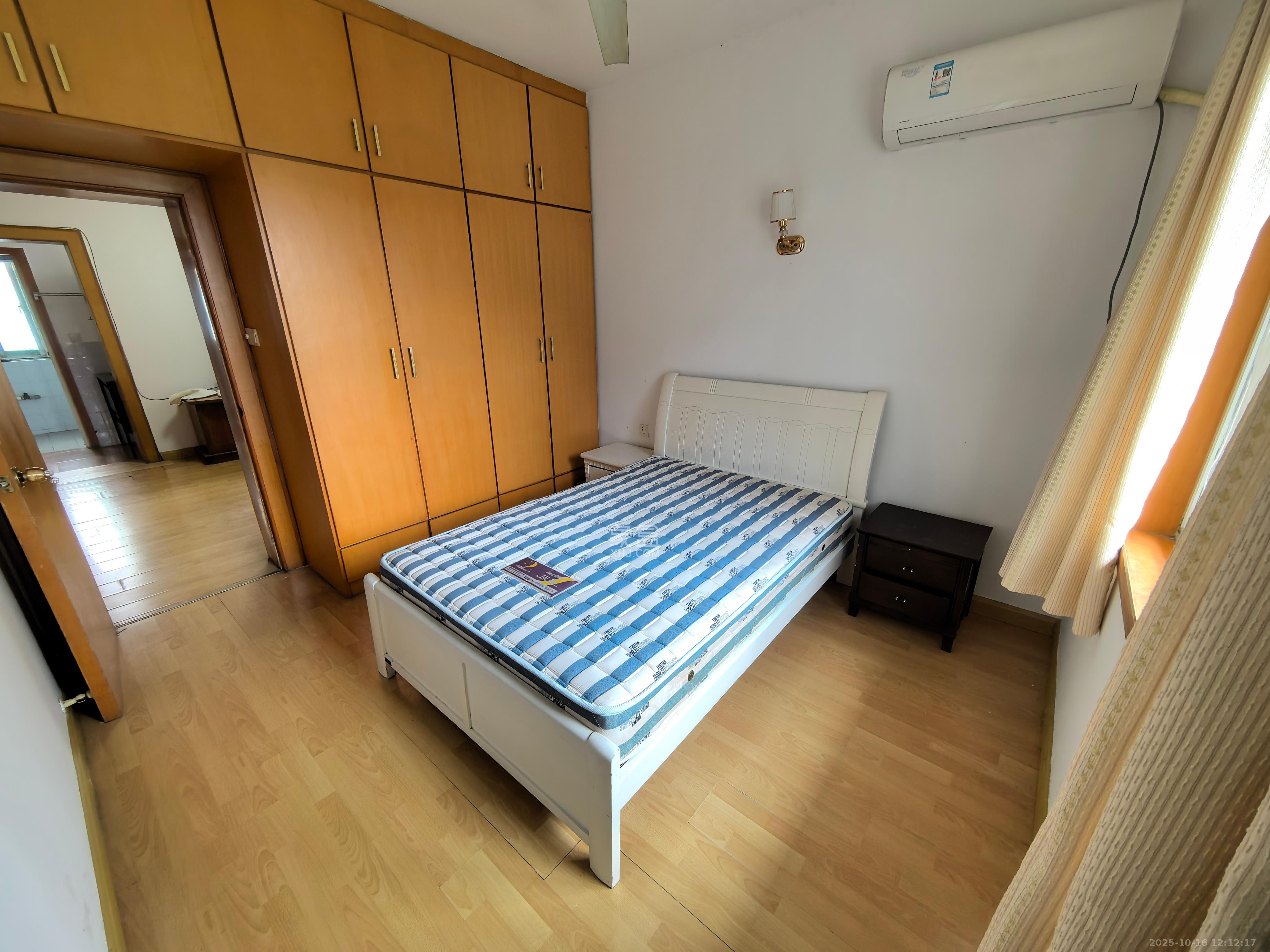 师大赫石北村 3室2厅1卫 4200.0元/月 师大赫石北村 3室2厅1卫 4200.0元/月室内图