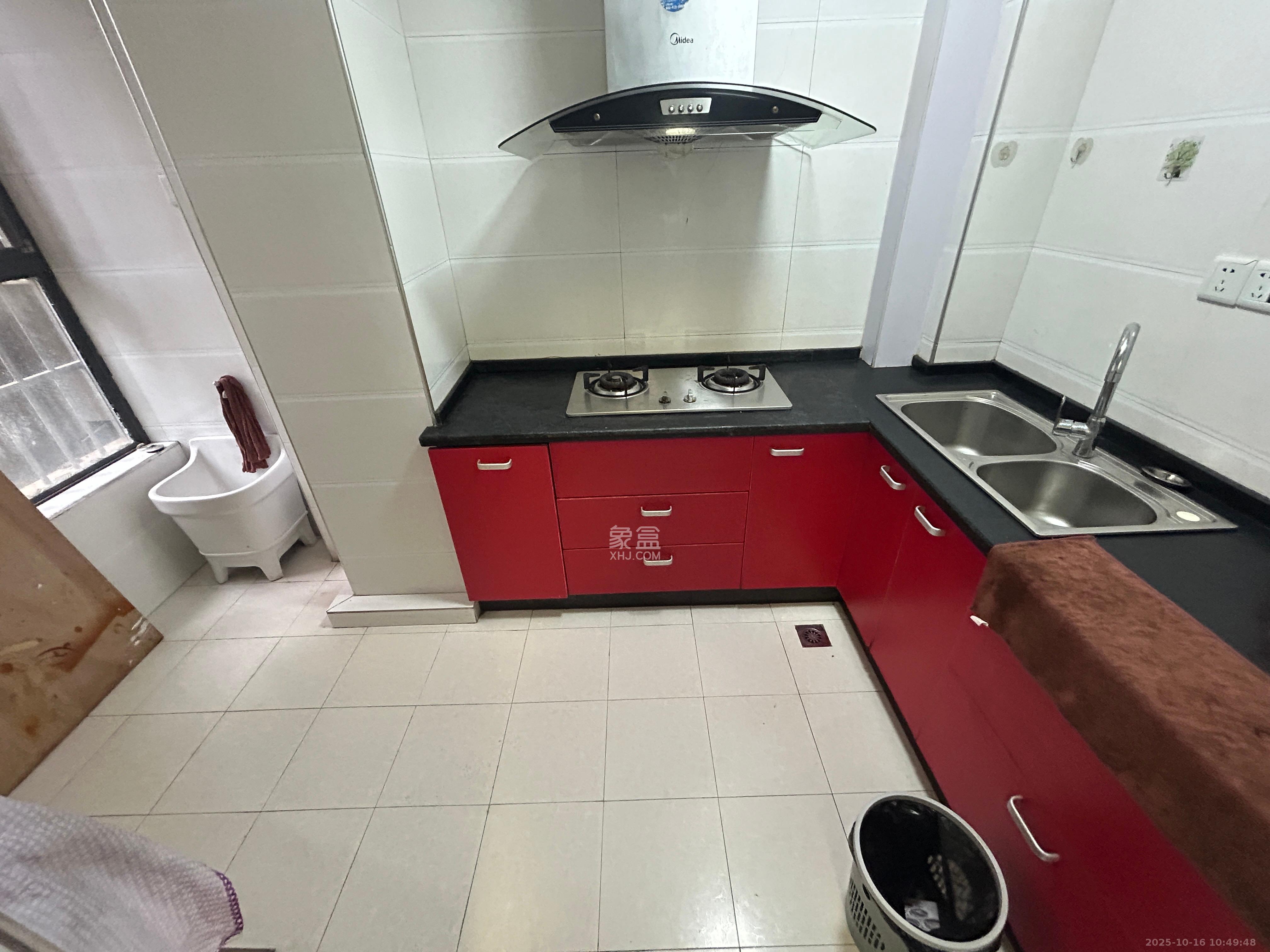 上海城小区  2室2厅1卫    1700.0元/月室内图