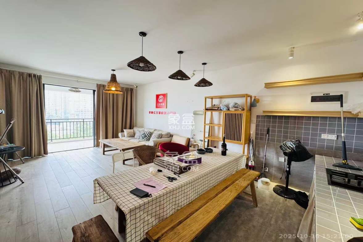 金域南外滩(望江佳园)  4室2厅2卫    5500.0元/月 金域南外滩(望江佳园)  4室2厅2卫    5500.0元/月室内图