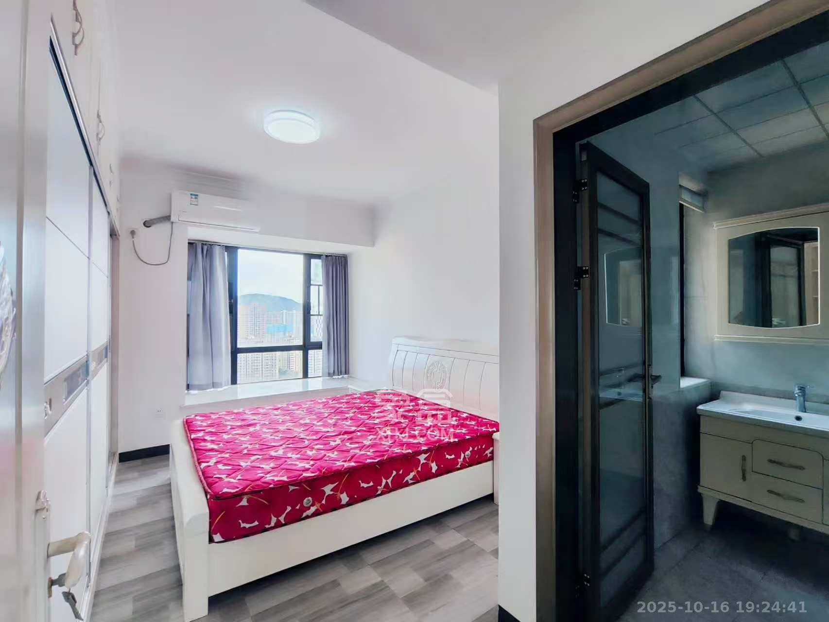 润和之悦（金泽园）  3室2厅2卫    2000.0元/月室内图