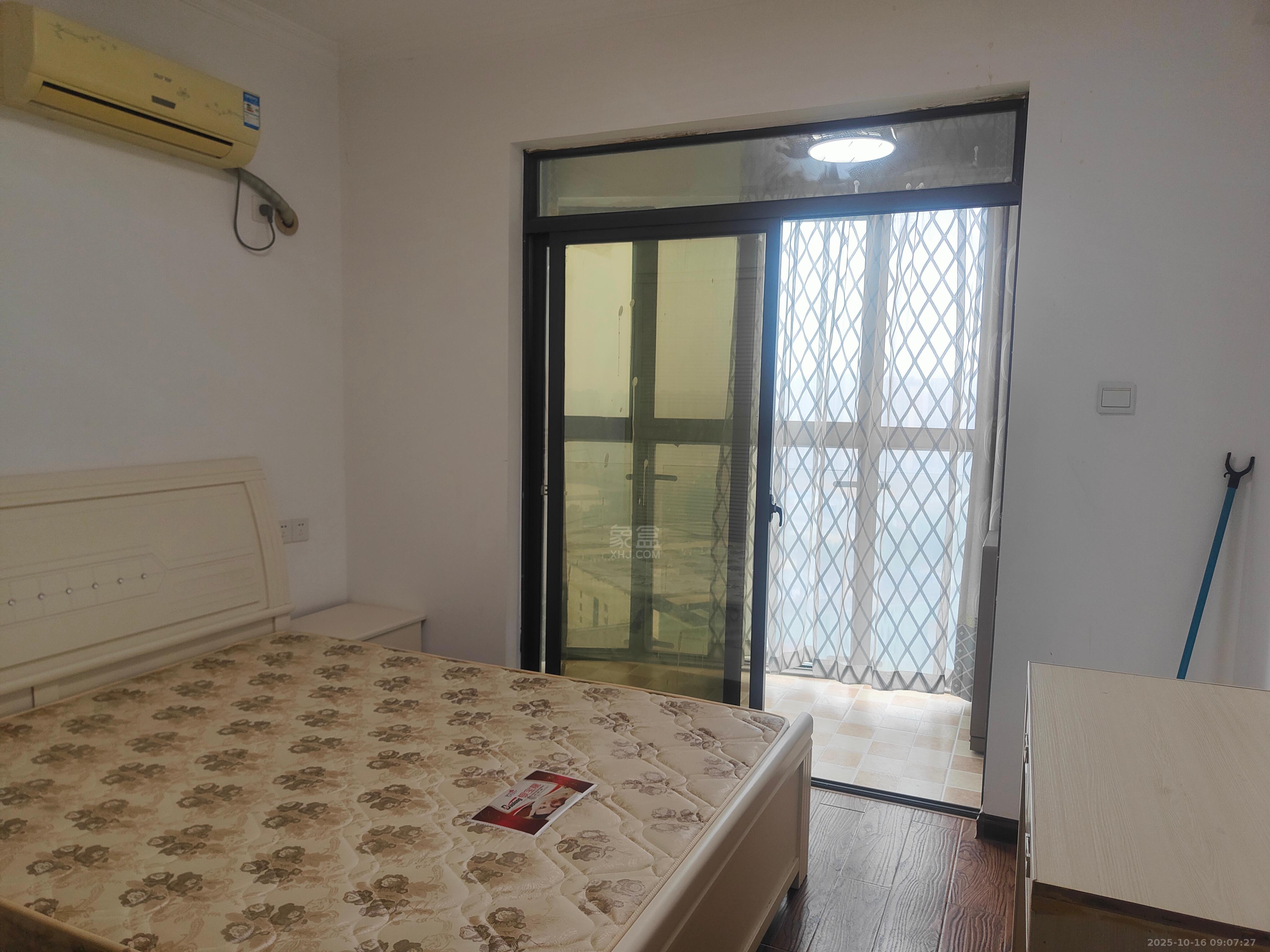 大江观邸-富基花园 4室2厅2卫 1800.0元/月 大江观邸-富基花园 4室2厅2卫 1800.0元/月室内图