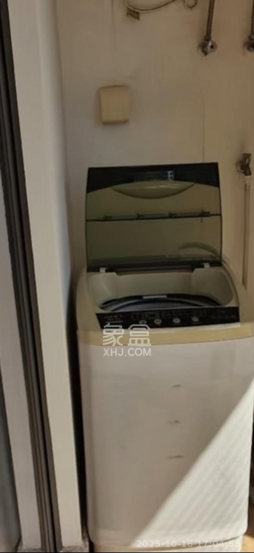 万科白鹭郡  1室1厅1卫    1300.0元/月室内图