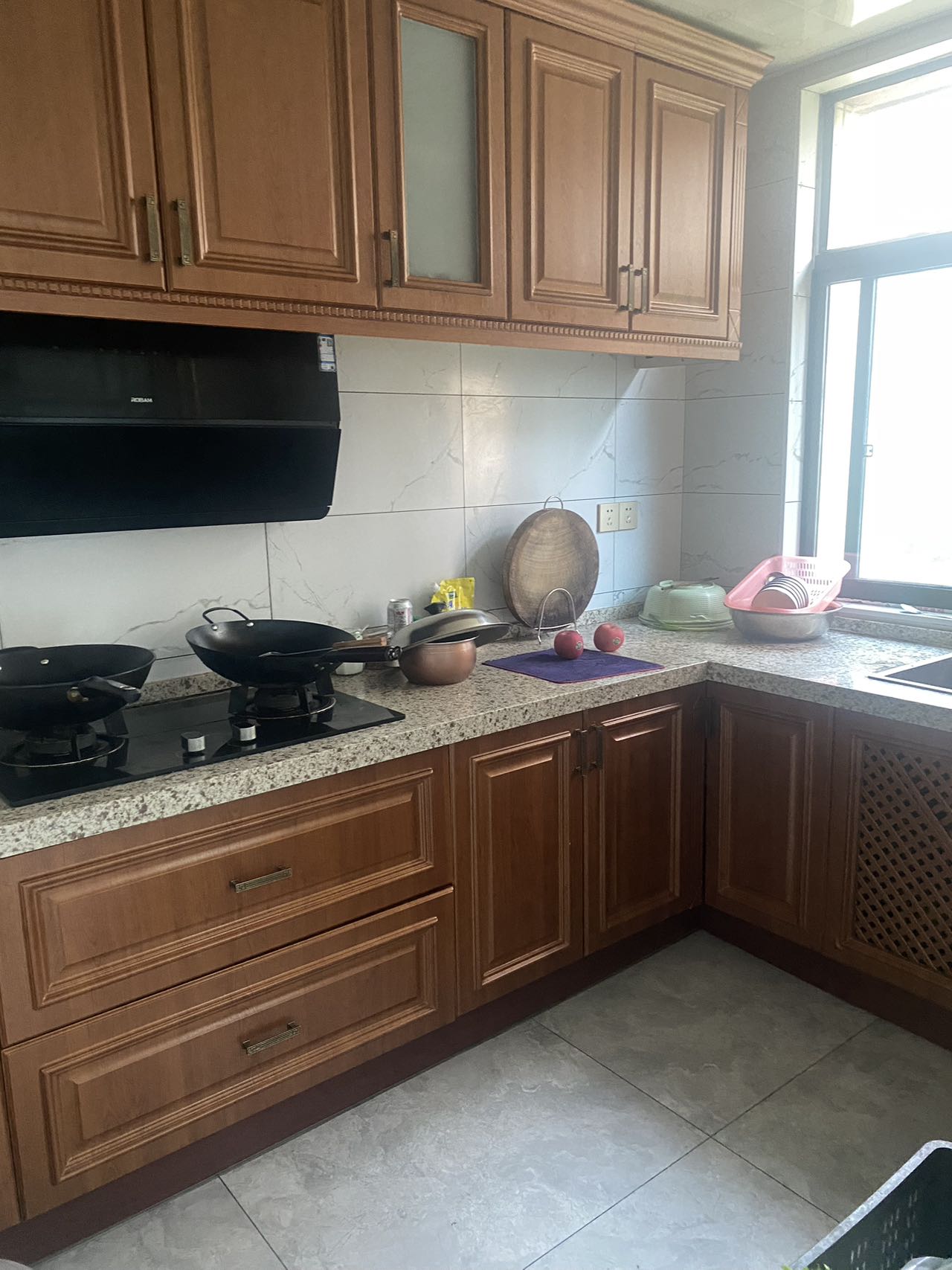 万恒白金汉宫  4室2厅2卫    2500.0元/月 万恒白金汉宫  4室2厅2卫    2500.0元/月室内图