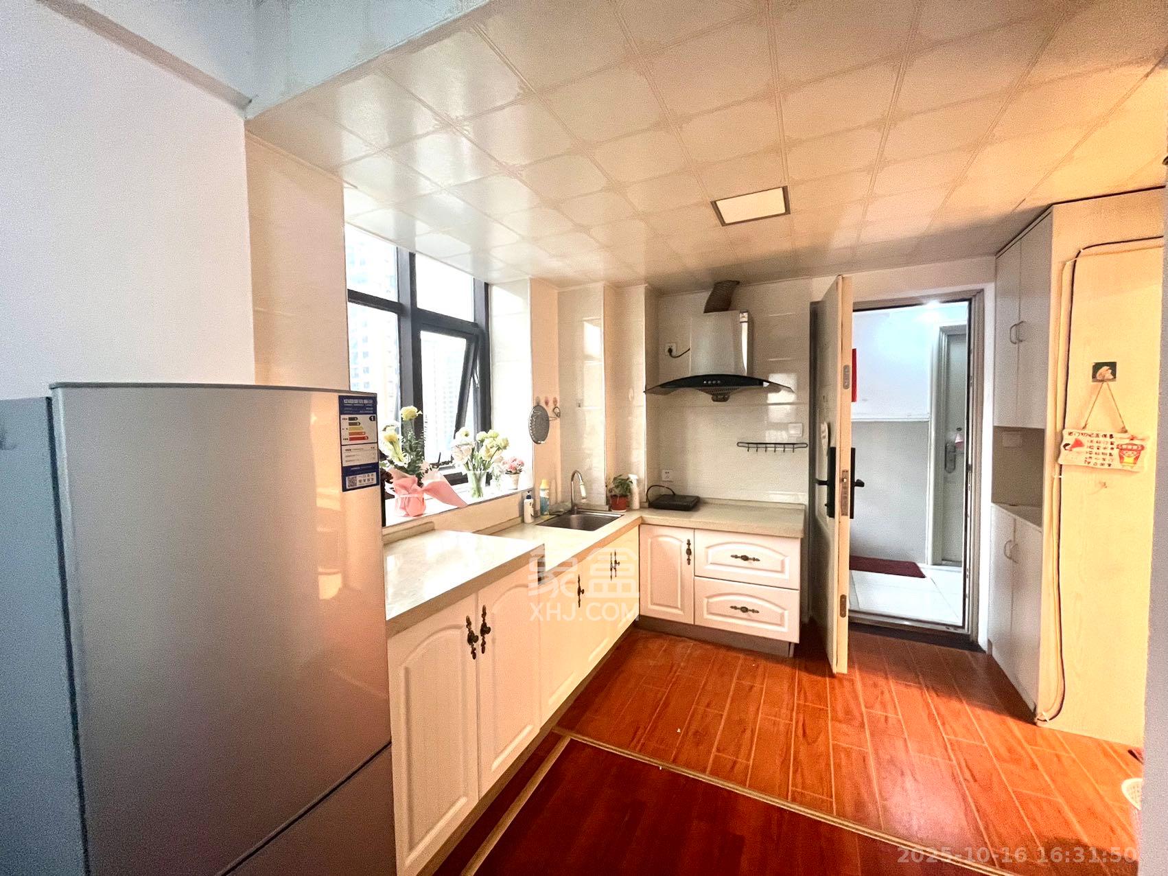 奥林匹克花园贡院三期  1室1厅0卫    1600.0元/月室内图