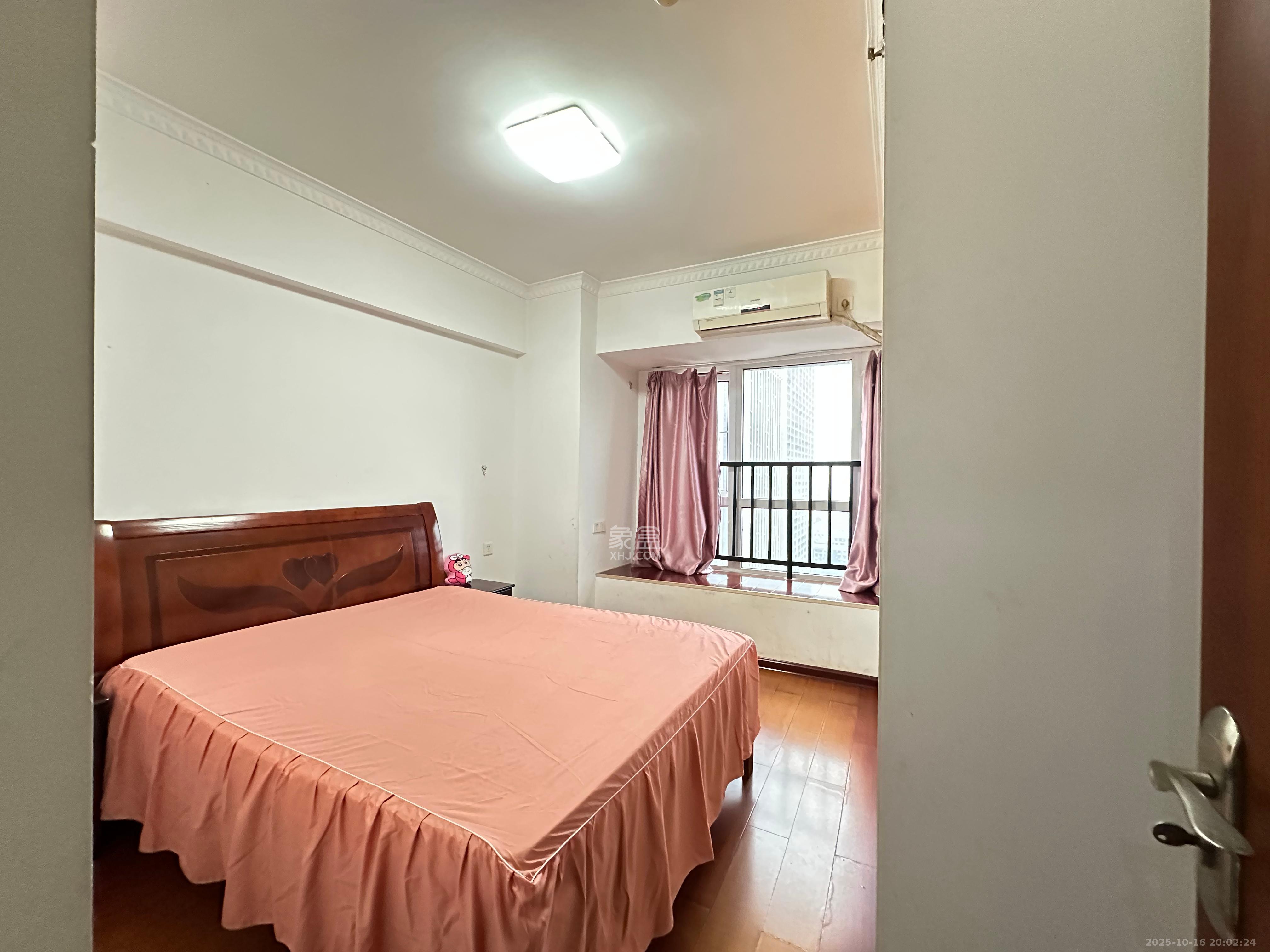 新长海广场  2室2厅1卫    1700.0元/月室内图