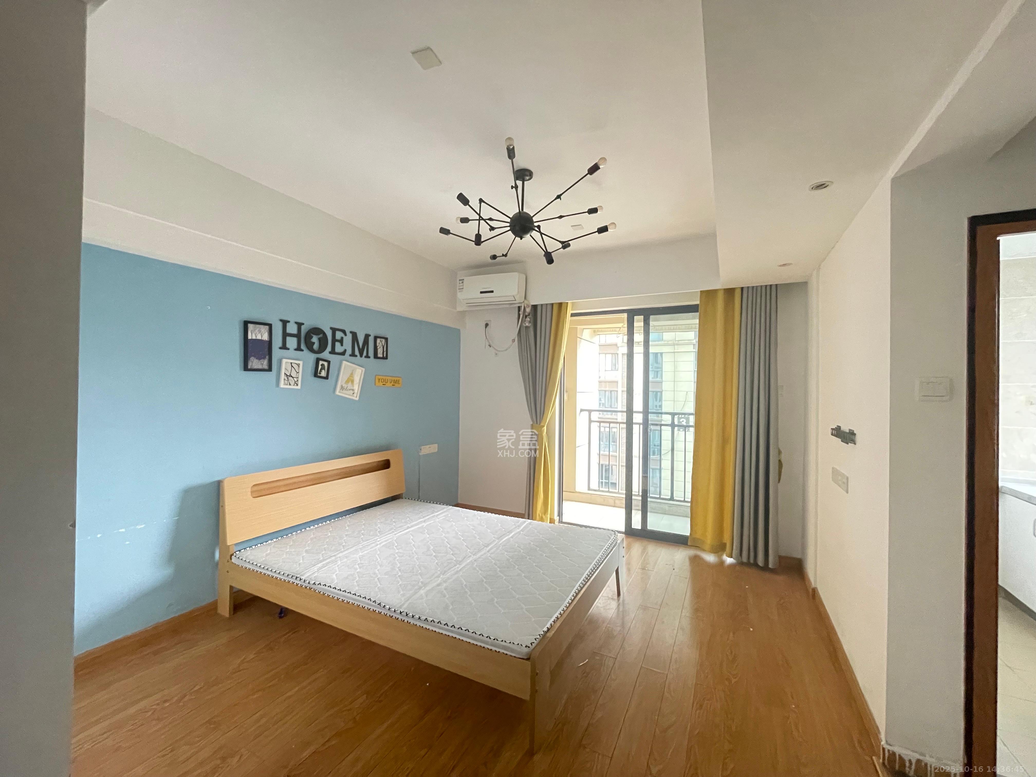 荣泰广场 1室1厅1卫 1300.0元/月 荣泰广场 1室1厅1卫 1300.0元/月室内图