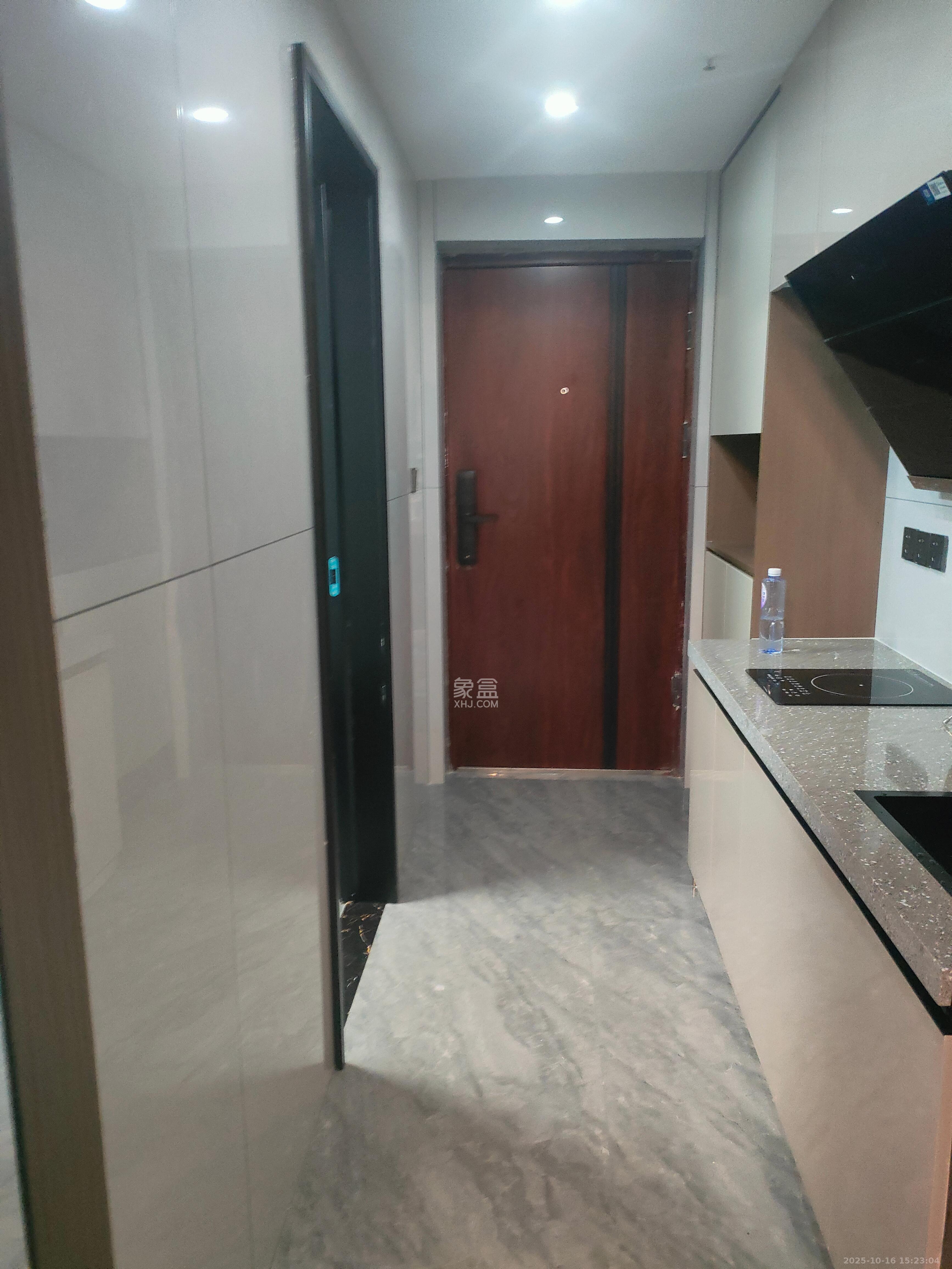 星沙算中心  1室1厅1卫    1600.0元/月 星沙算中心  1室1厅1卫    1600.0元/月室内图