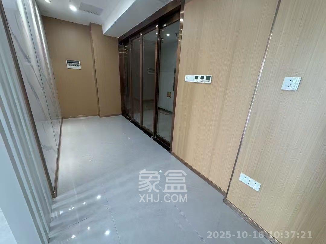 铭诚摩根 3室1厅0卫 5200.0元/月 铭诚摩根 3室1厅0卫 5200.0元/月室内图